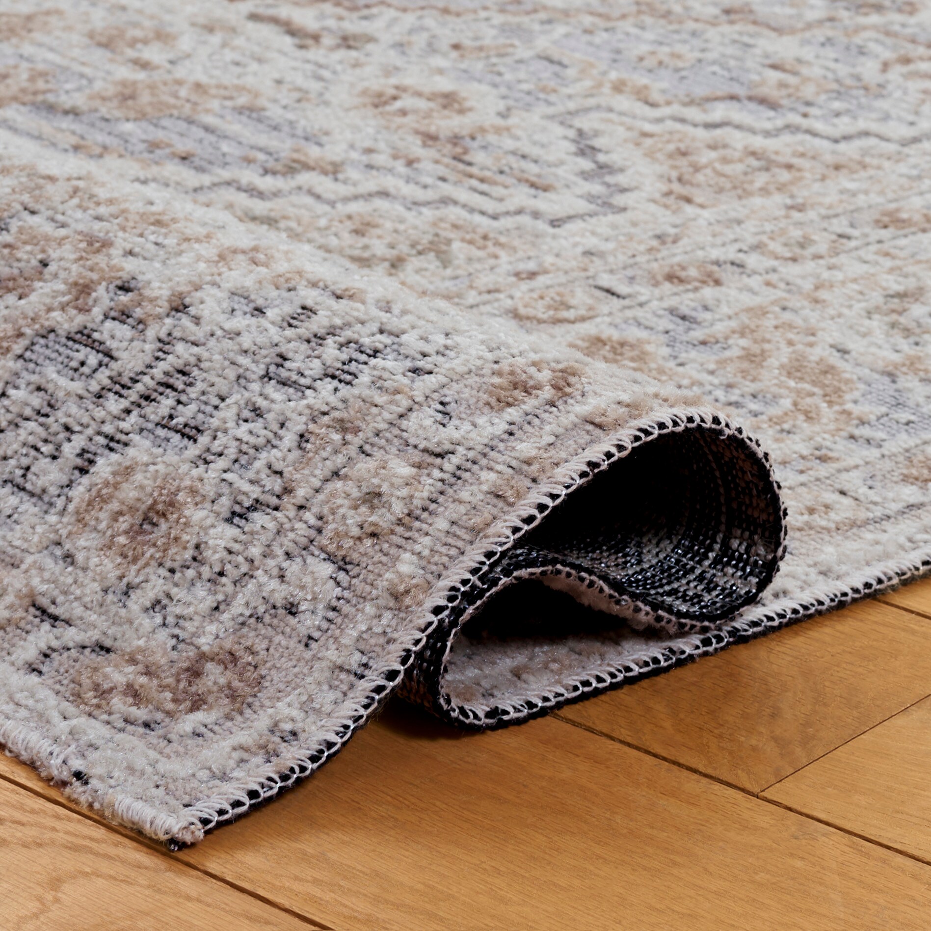 Safavieh MRD304B-4 rugs - View #7