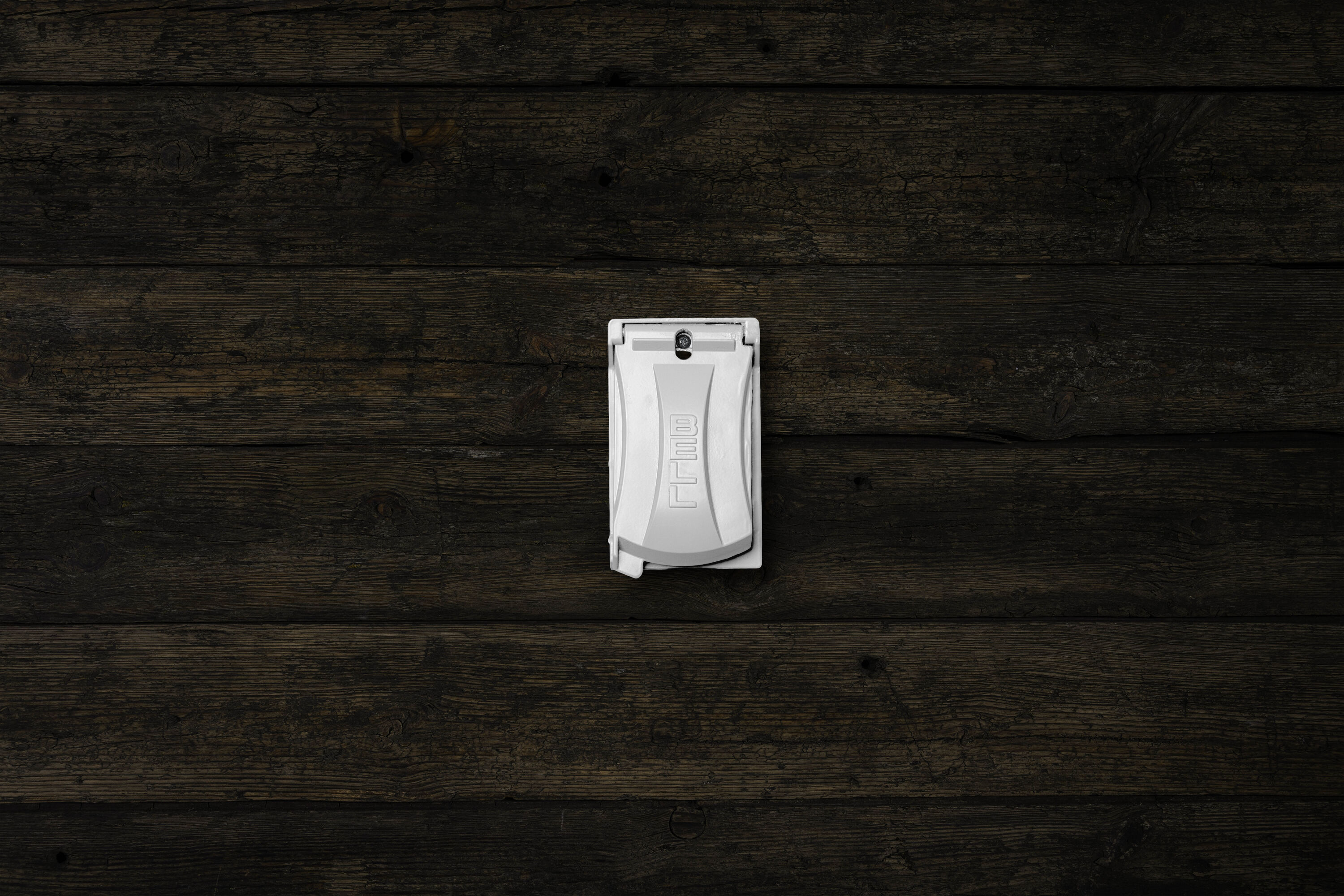 Hubbell MX1050W Electrical-Box-Covers - View #3