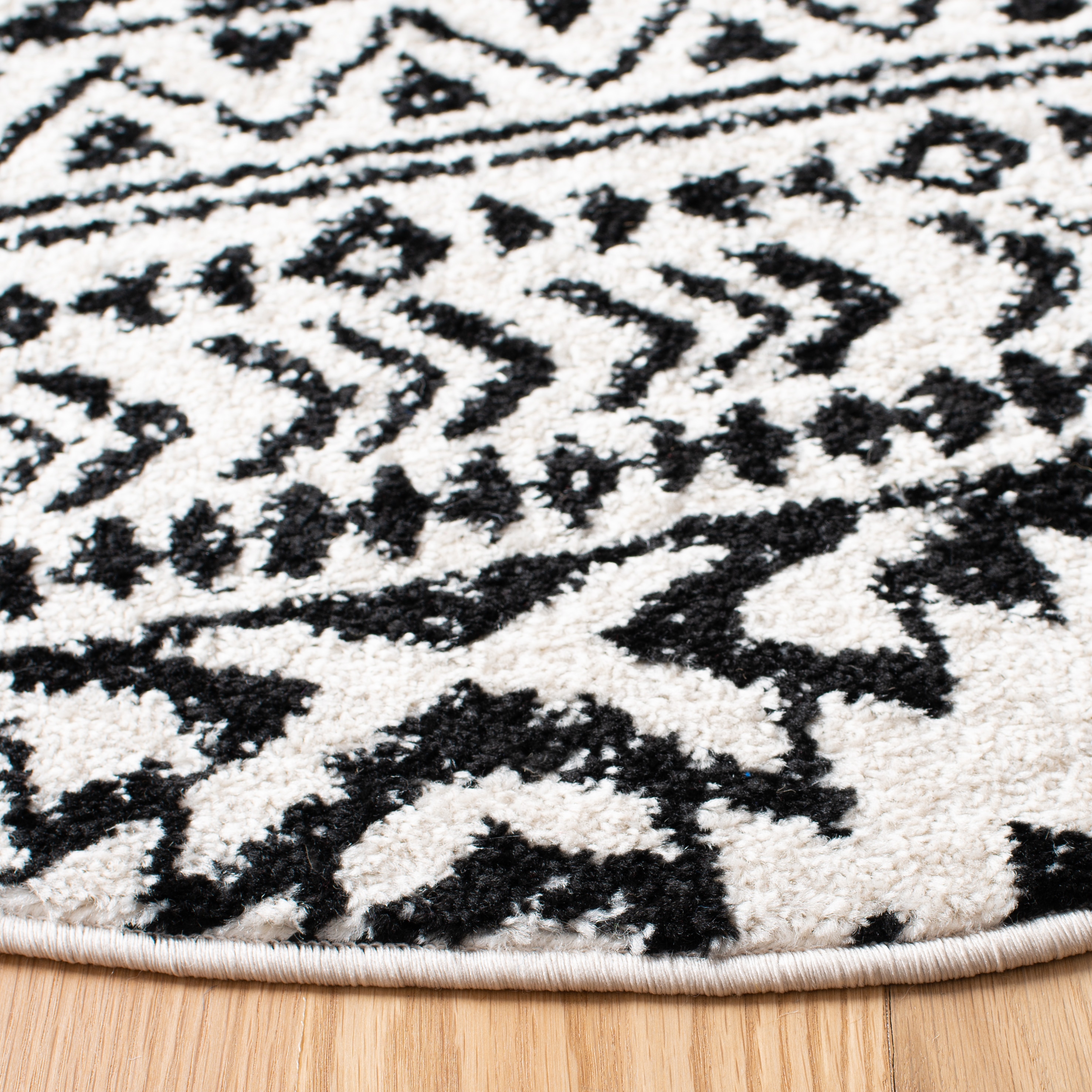Safavieh TUL272B-5R rugs - View #3