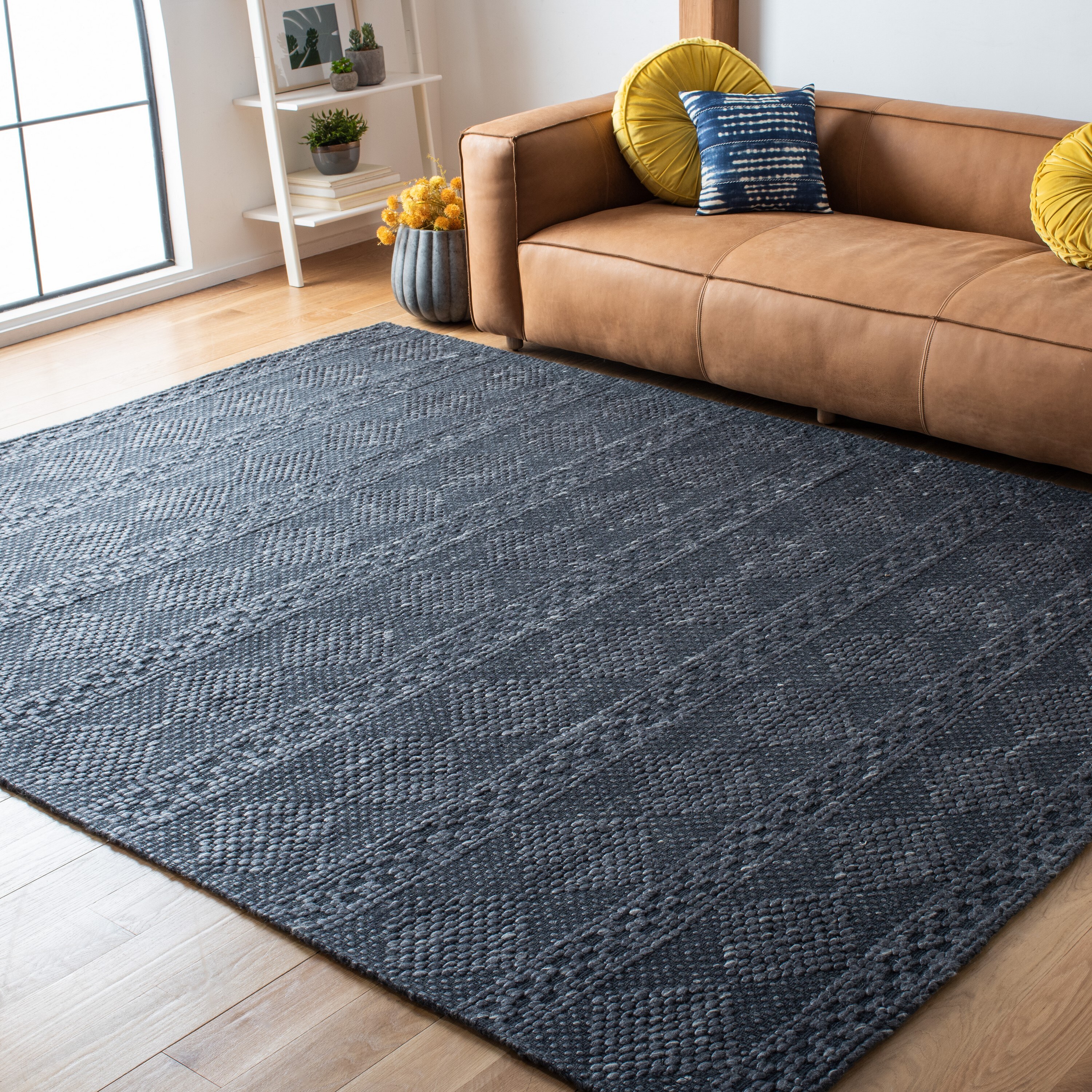 Safavieh MRB552H-8 Marbella Bjarnhild 8 x 10 (ft) Loomed Wool Charcoal Rectangular Indoor Geometric Farmhouse/Cottage Area rug