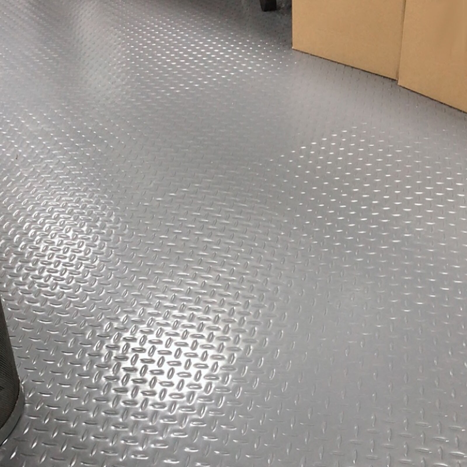 Waterproof 1.5mm PVC Garage Floor Mat Anti-Slip Rubber Flooring - China PVC  Flooring, Flooring