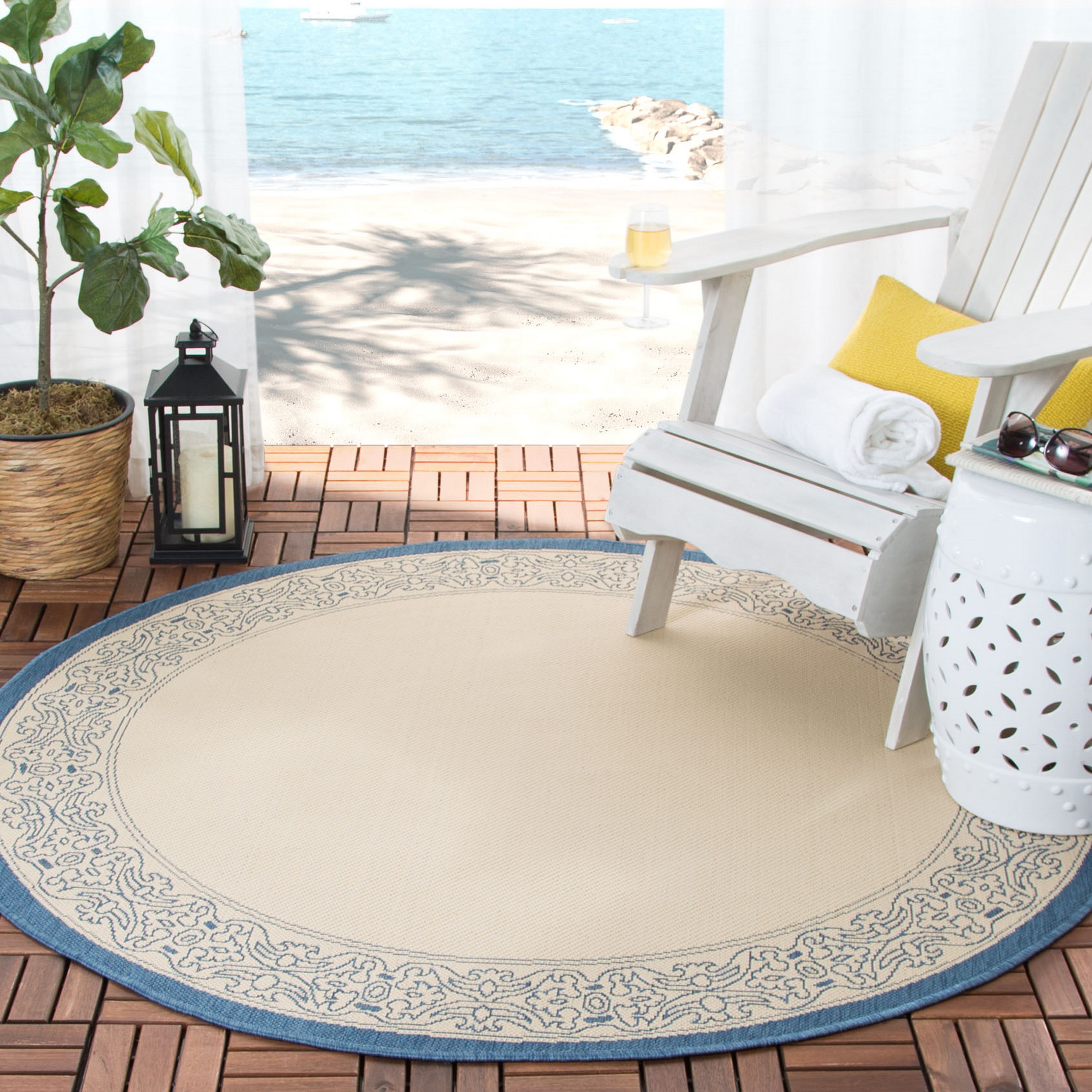 Safavieh CY2099-3101-5R Courtyard Gates 5 x 5 (ft) Loomed Polypropylene Natural/Blue Round Indoor/Outdoor Border Coastal Area rug