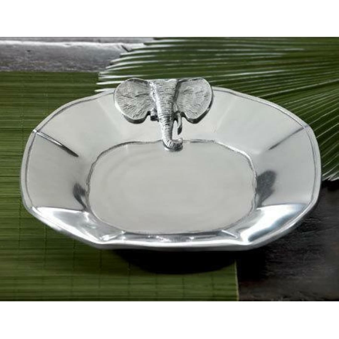 HomeRoots 4000388588 1-in x 9-in Silver Rectangle Serving Tray
