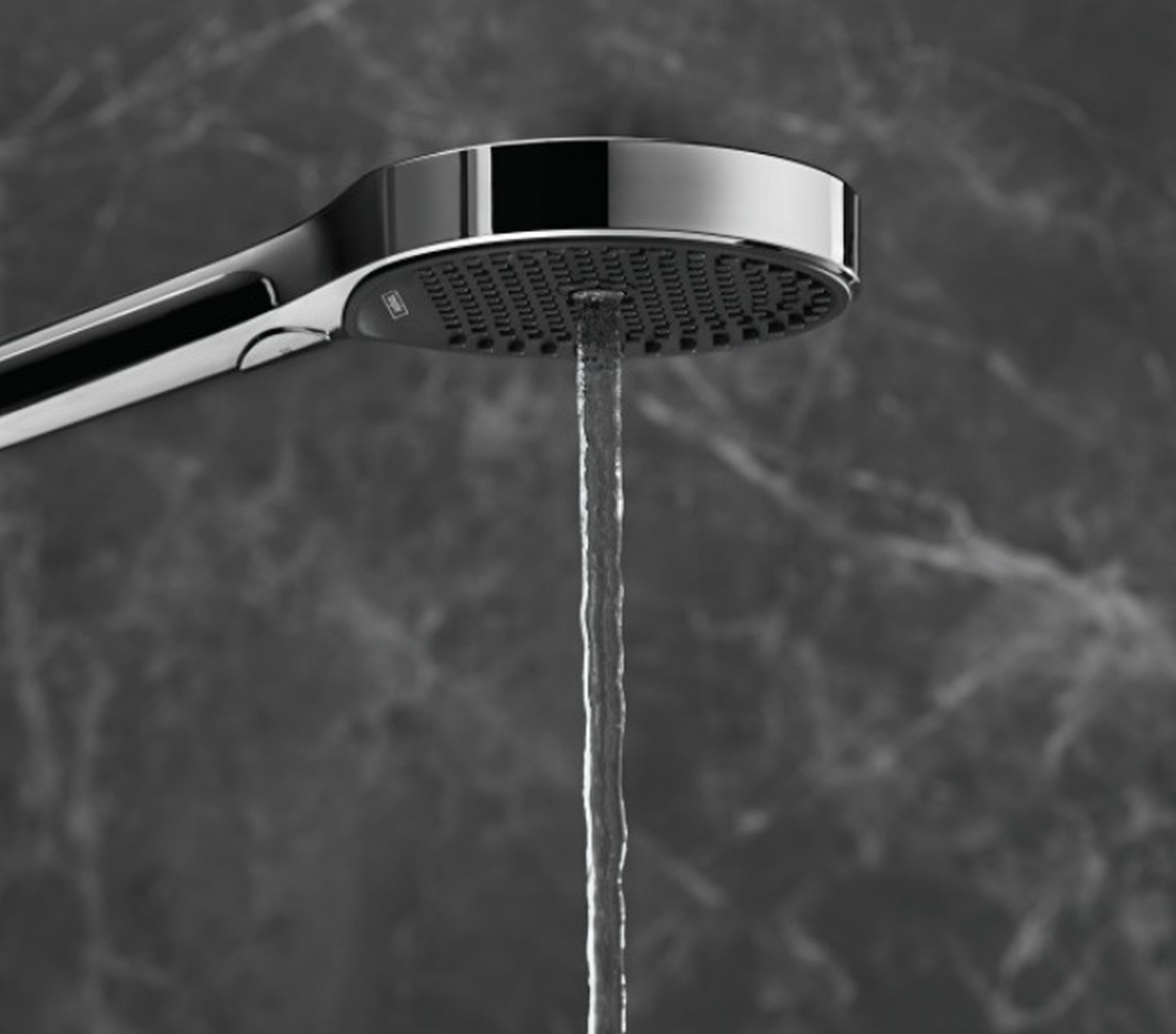 Hansgrohe chrome 7 25 in round fixed shower head 2 5 gpm 9 5 lpm in