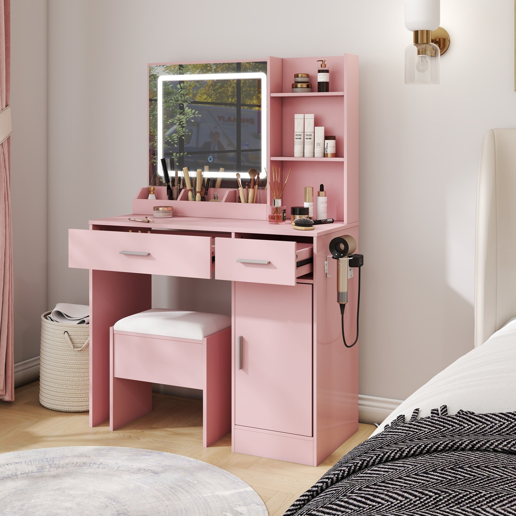 UOI ZZH108524 Bedroom-Vanities - View #7