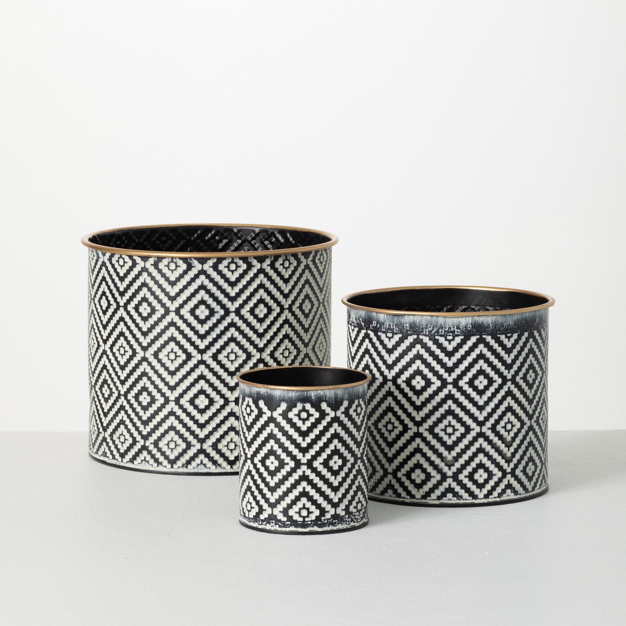 Sullivans MET1828 3 -Pack Round 8.5-Inches W Medium Multiple colors/finishes Metal Indoor Planter