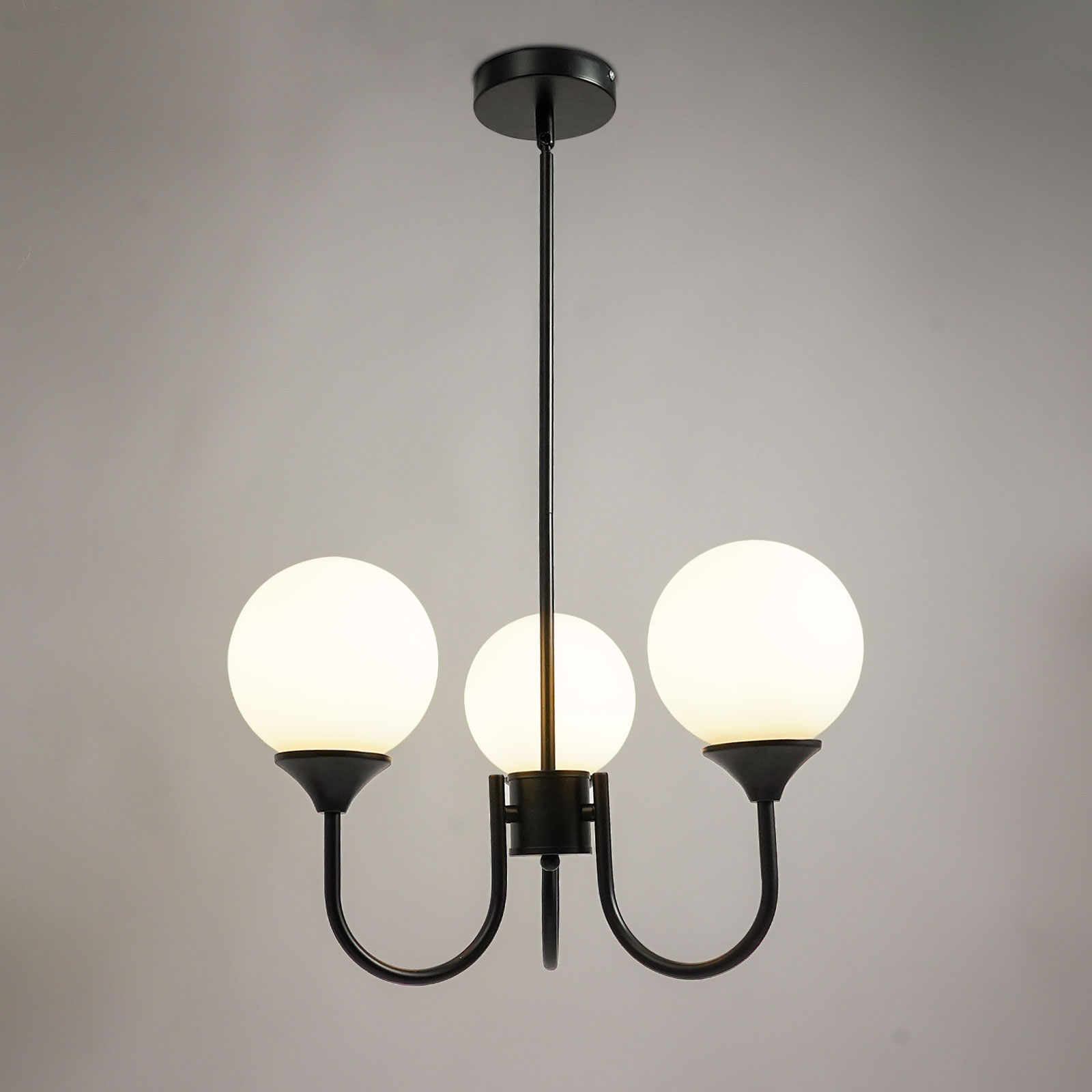 Oukaning HG-HCX201-044US 3 -Light Black and White Modern/contemporary Frosted glass Globe Small Hanging Kitchen island light