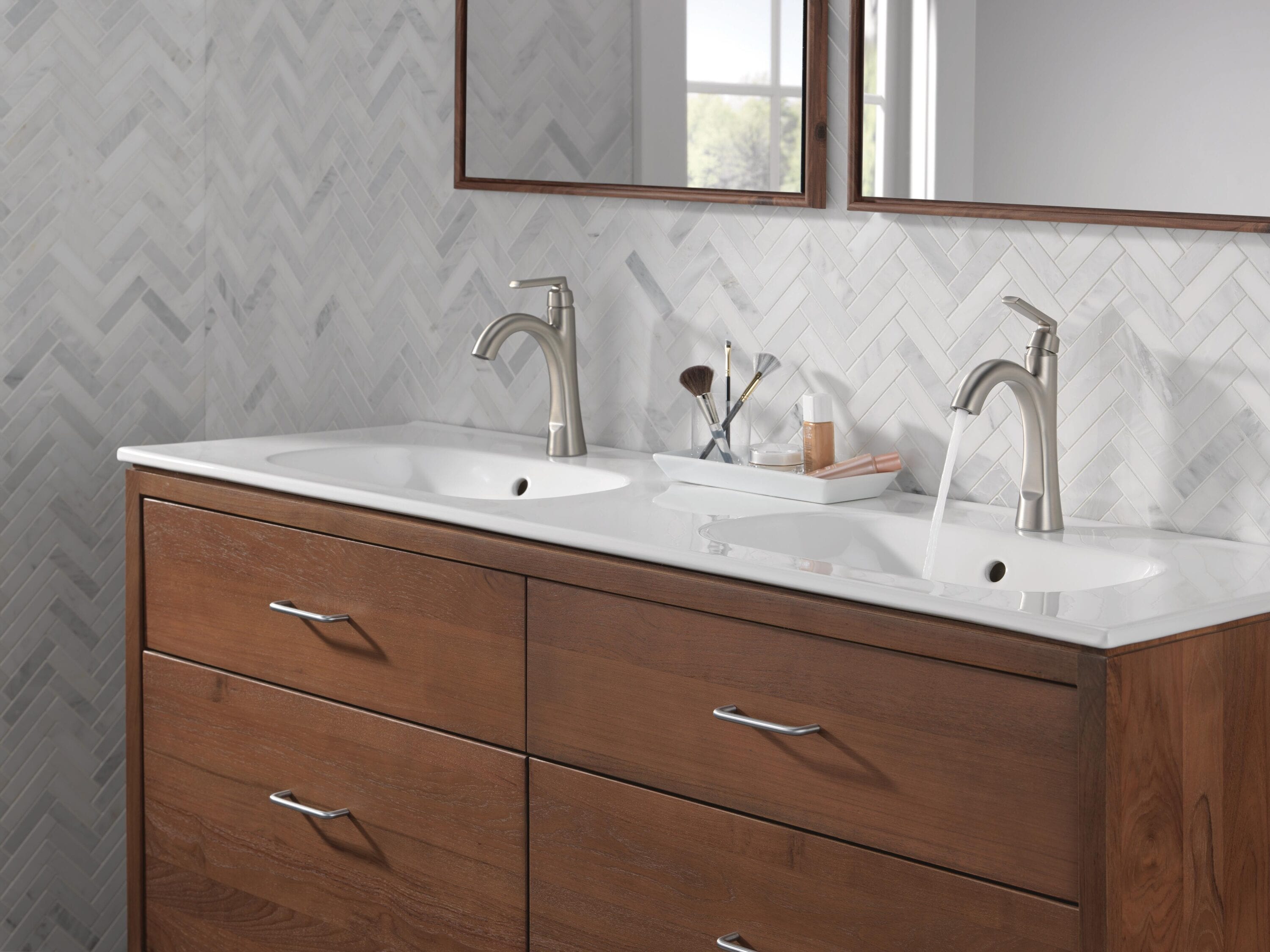 Delta 15832LF-SP Lavatory-Faucets - View #8