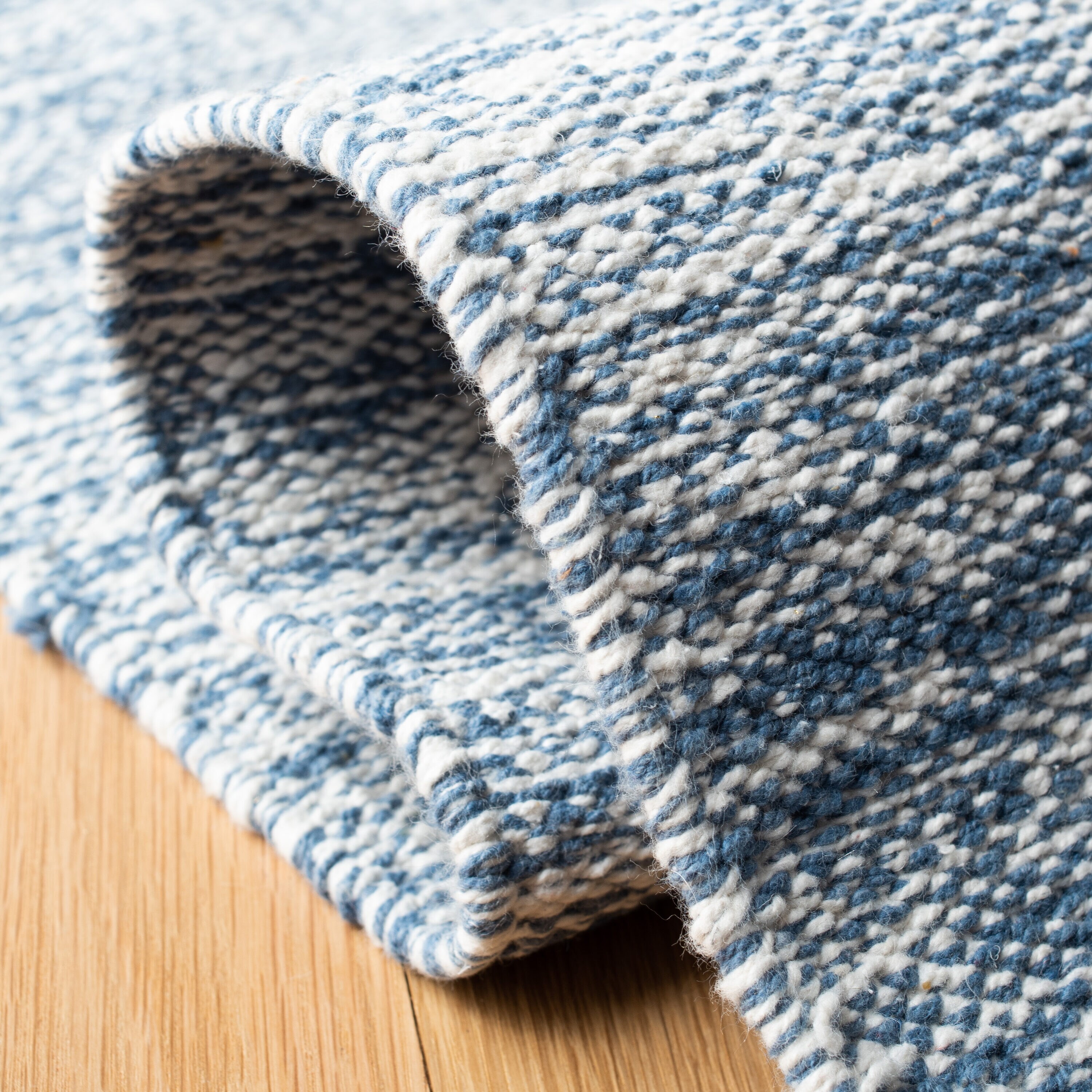 Safavieh MTK615B-27 rugs - View #5