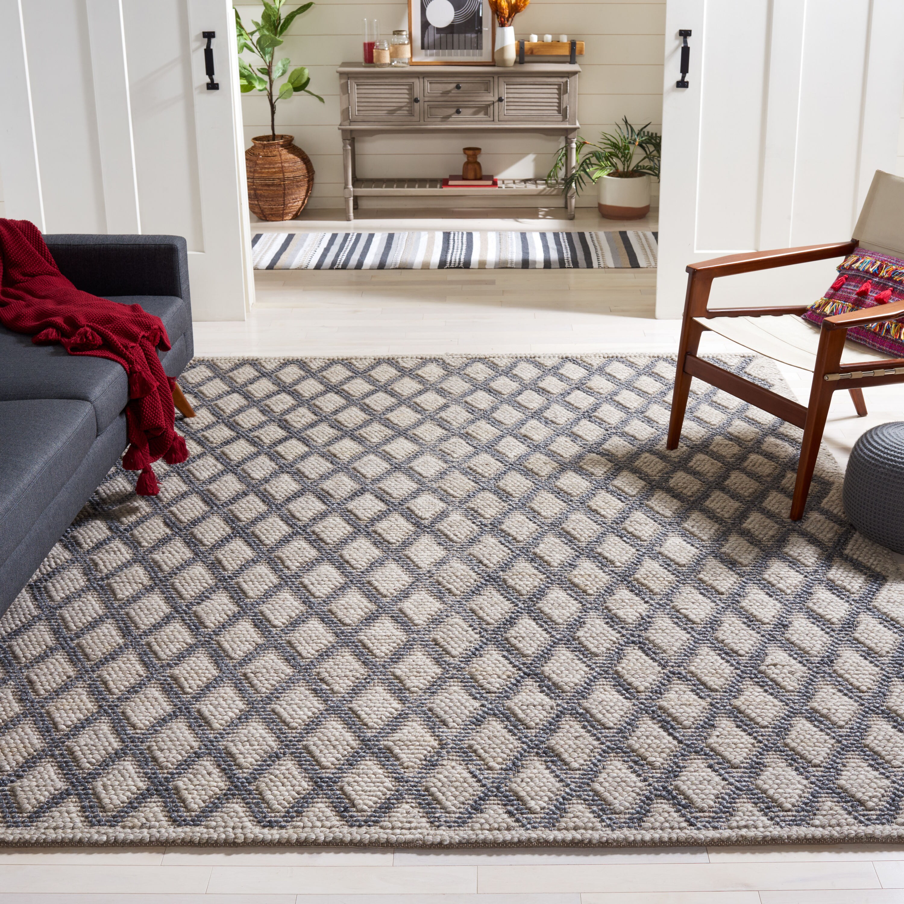 Handwoven Gray Square 6' Wool & Viscose Mosaic Rug
