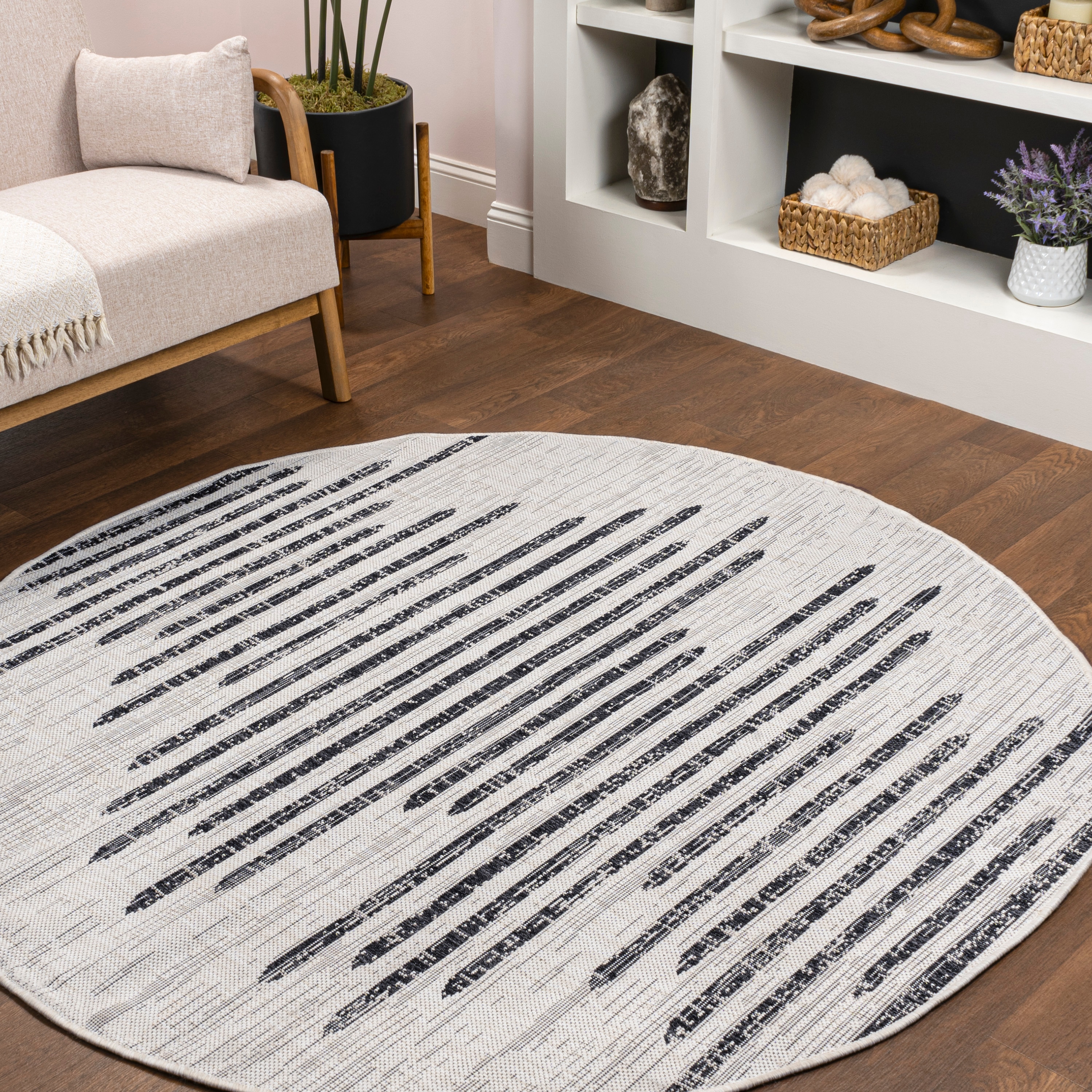 JONATHAN  Y SMB124D-3R SANTA MONICA Zolak Berber Stripe 3 x 3 (ft) Loomed Polypropylene Ivory/Black Round Indoor/Outdoor Stripe Bohemian/Eclectic Area rug