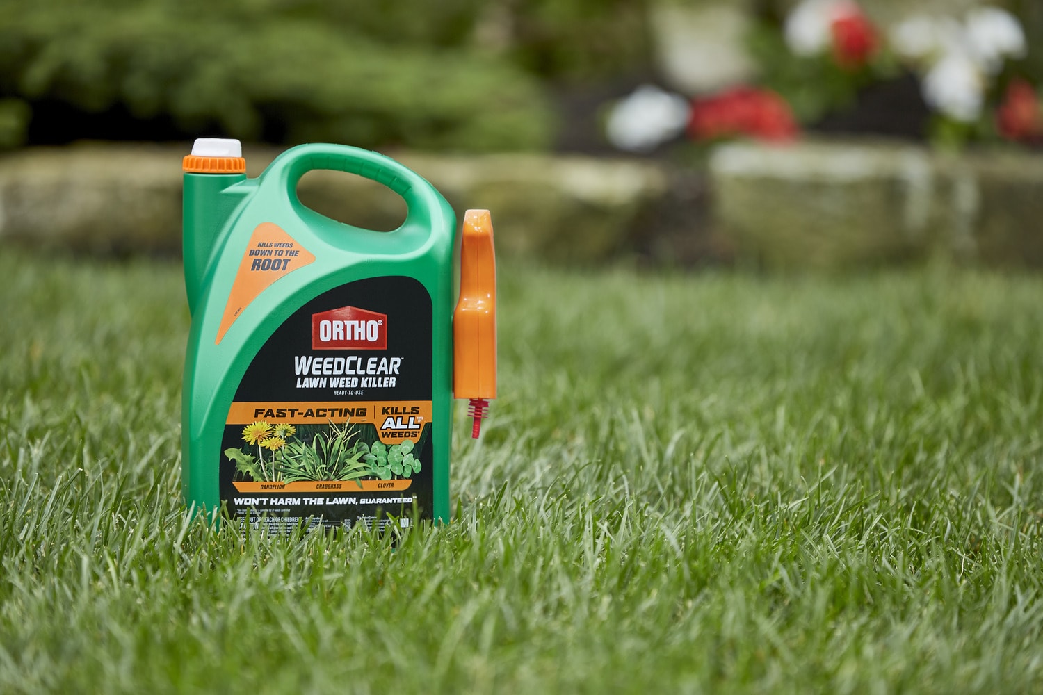 ORTHO WeedClear 1-Gallon Ready To Use Lawn Weed Killer In The Weed ...