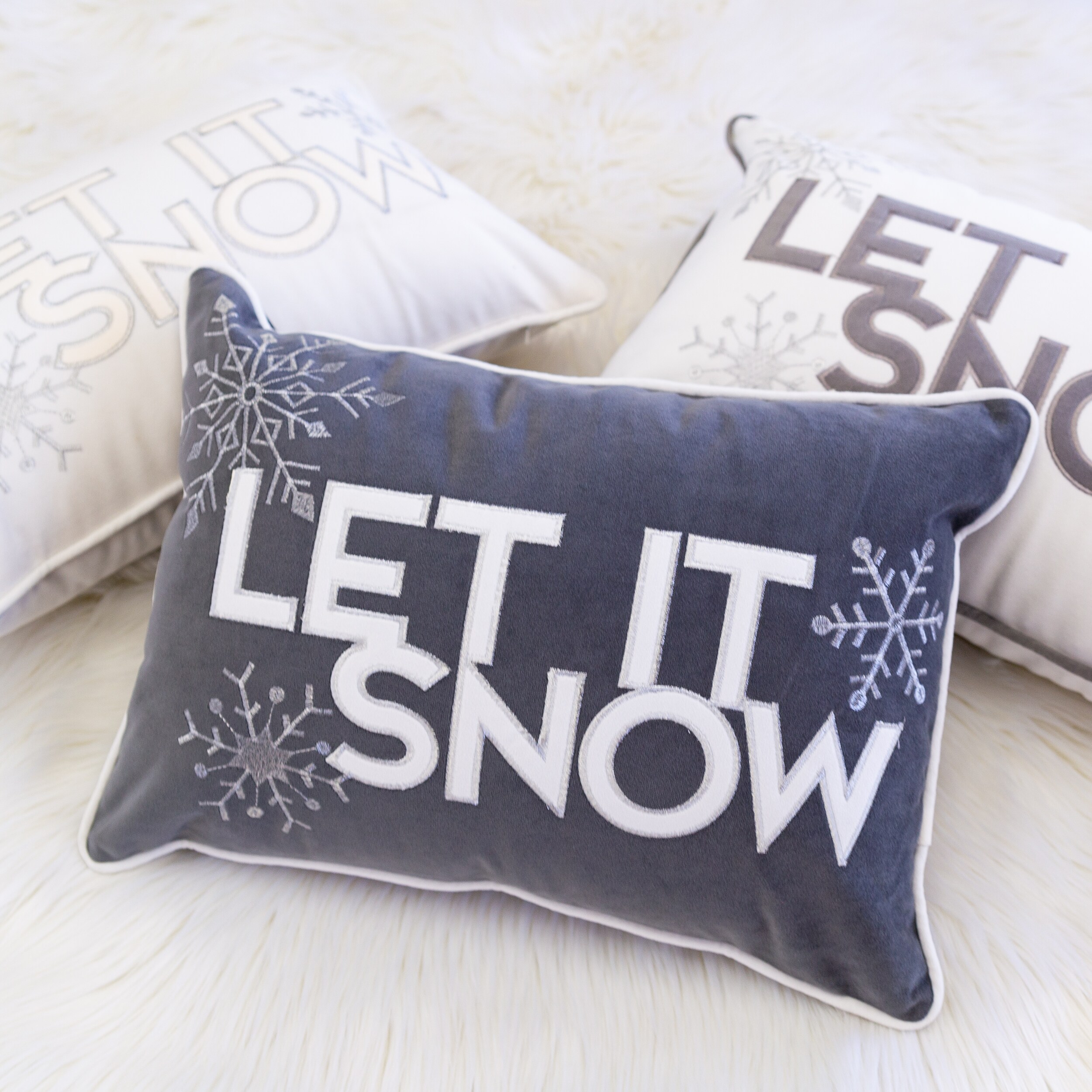 LOVMOR SF-X-B357P361368 Accent-Pillows - View #3