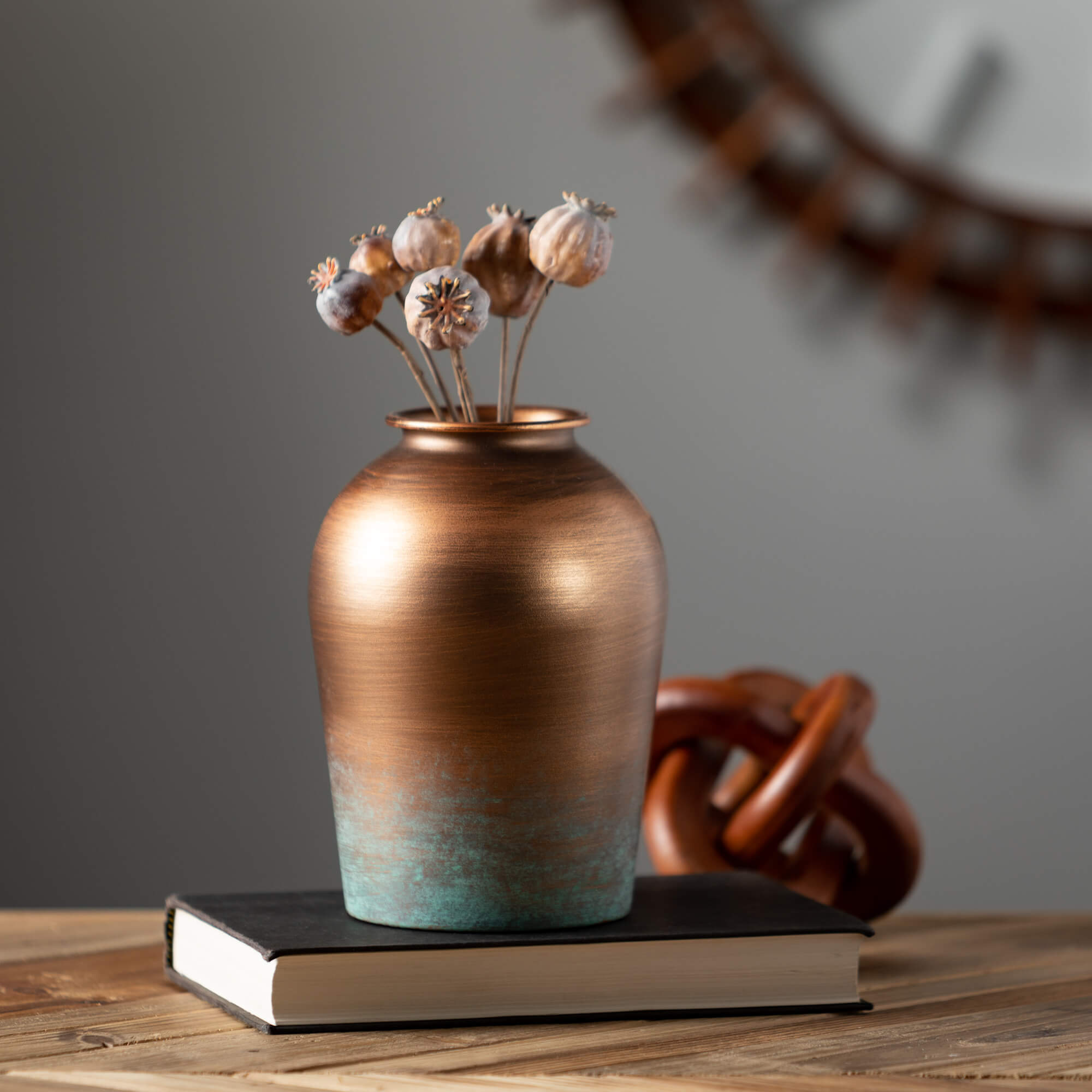 Sullivans 3-Pack Multiple Colors/Finishes Metal Modern Vase MET2293 at ...