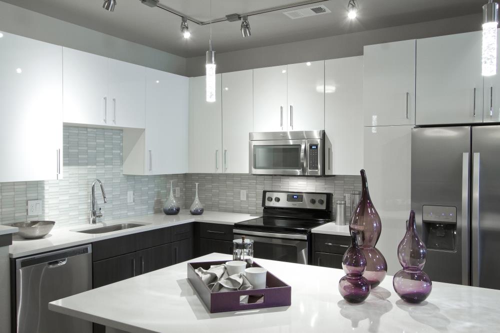 Emser W89ILLUFL1212MOB Wall-Trim-Accent-Tile - View #3