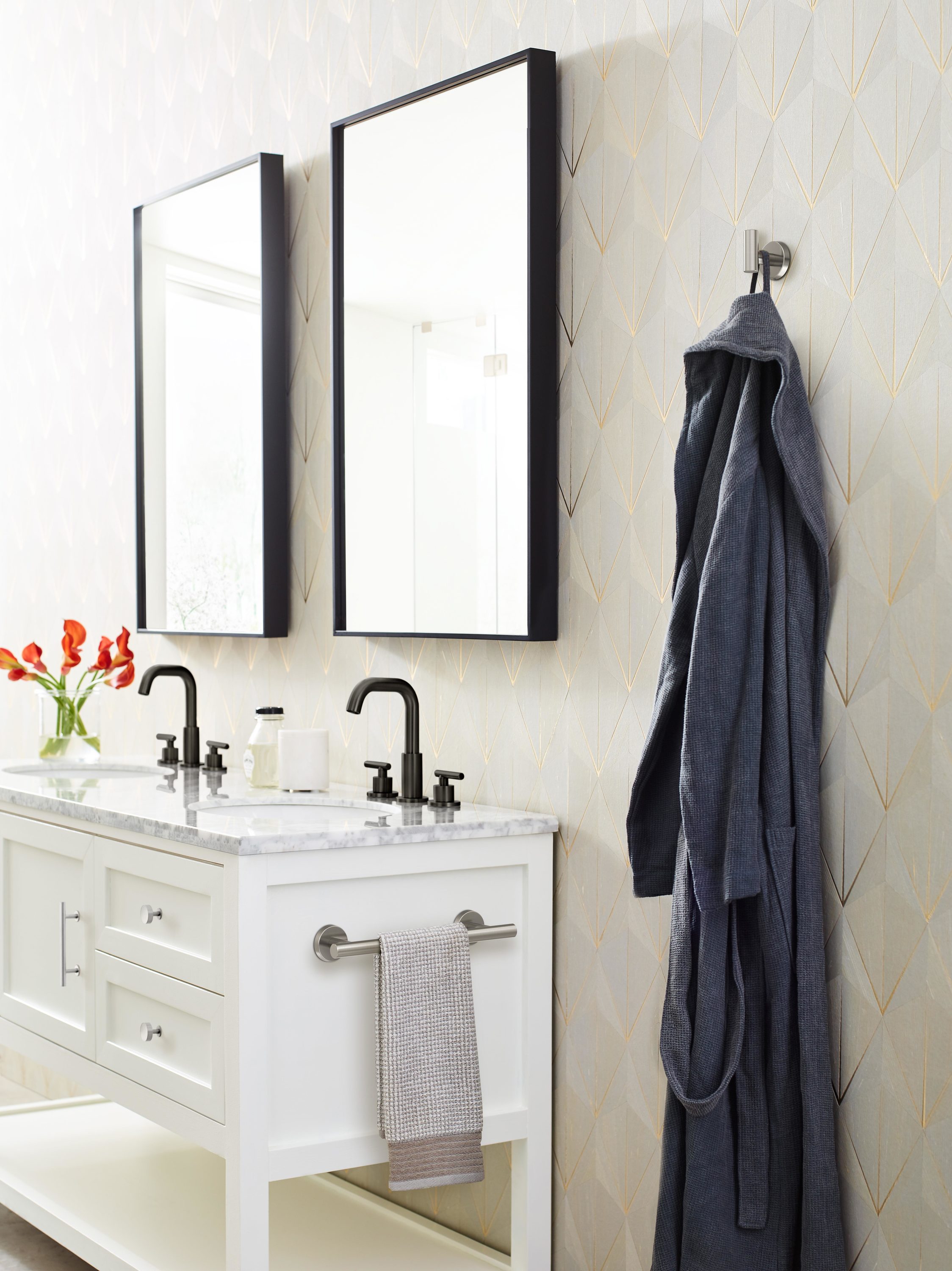 Stainless Steel 9-Inch Wall Mounted Single Bar Towel Rack