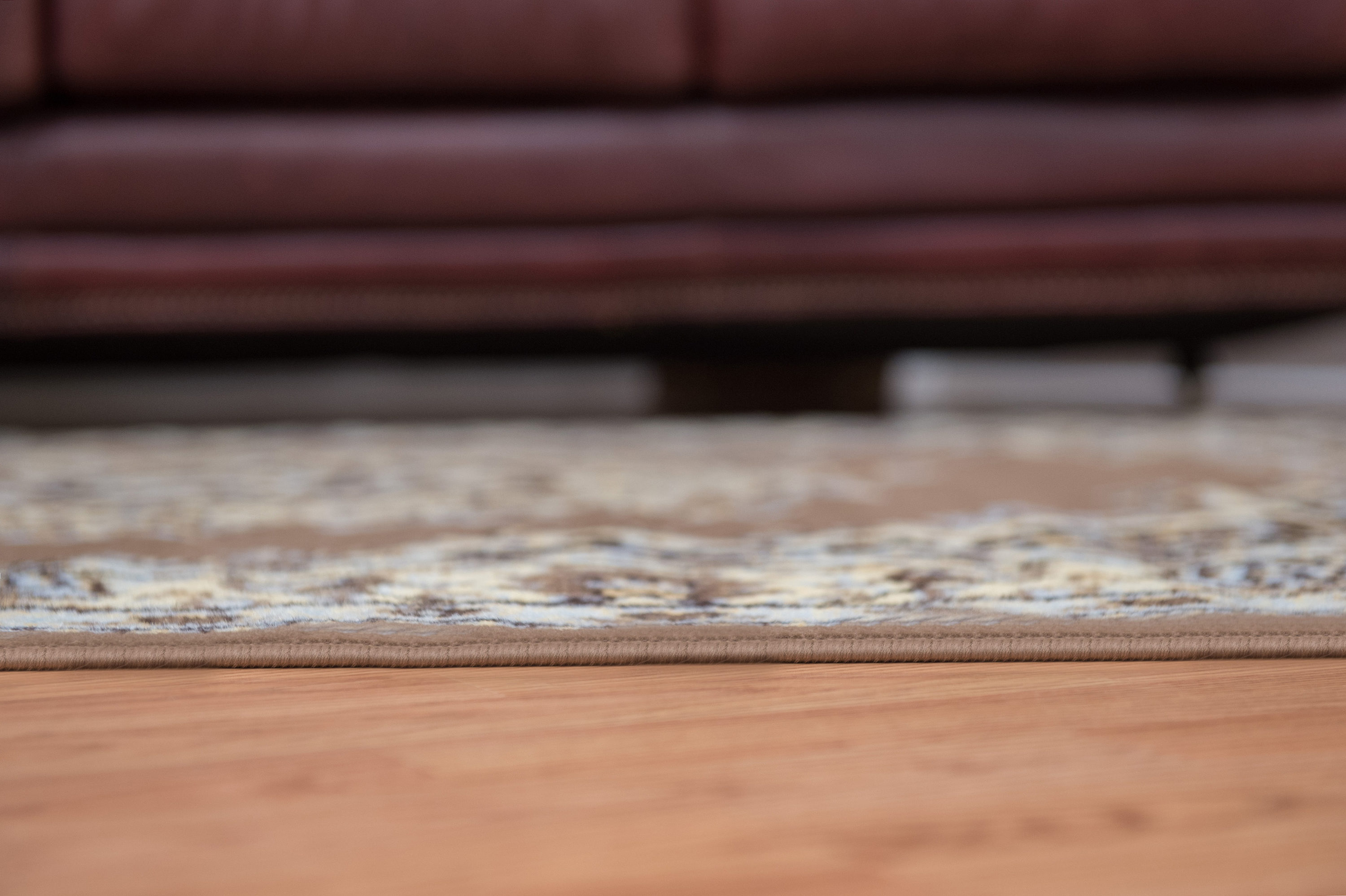 United Weavers Of America 851 10173 24 rugs - View #6