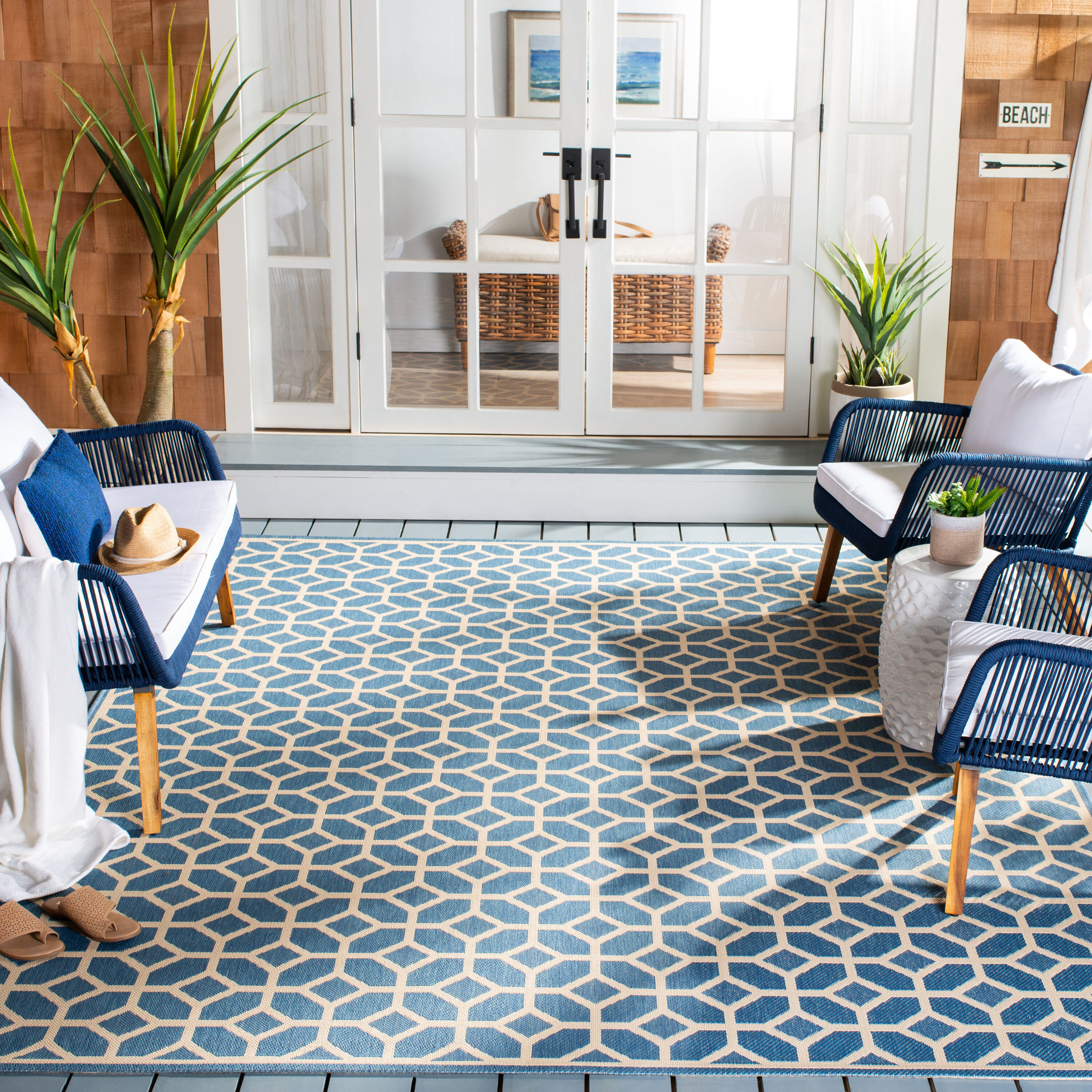 Beach House 127M Blue Creme 9ft x 12ft Large Rectangle Rug
