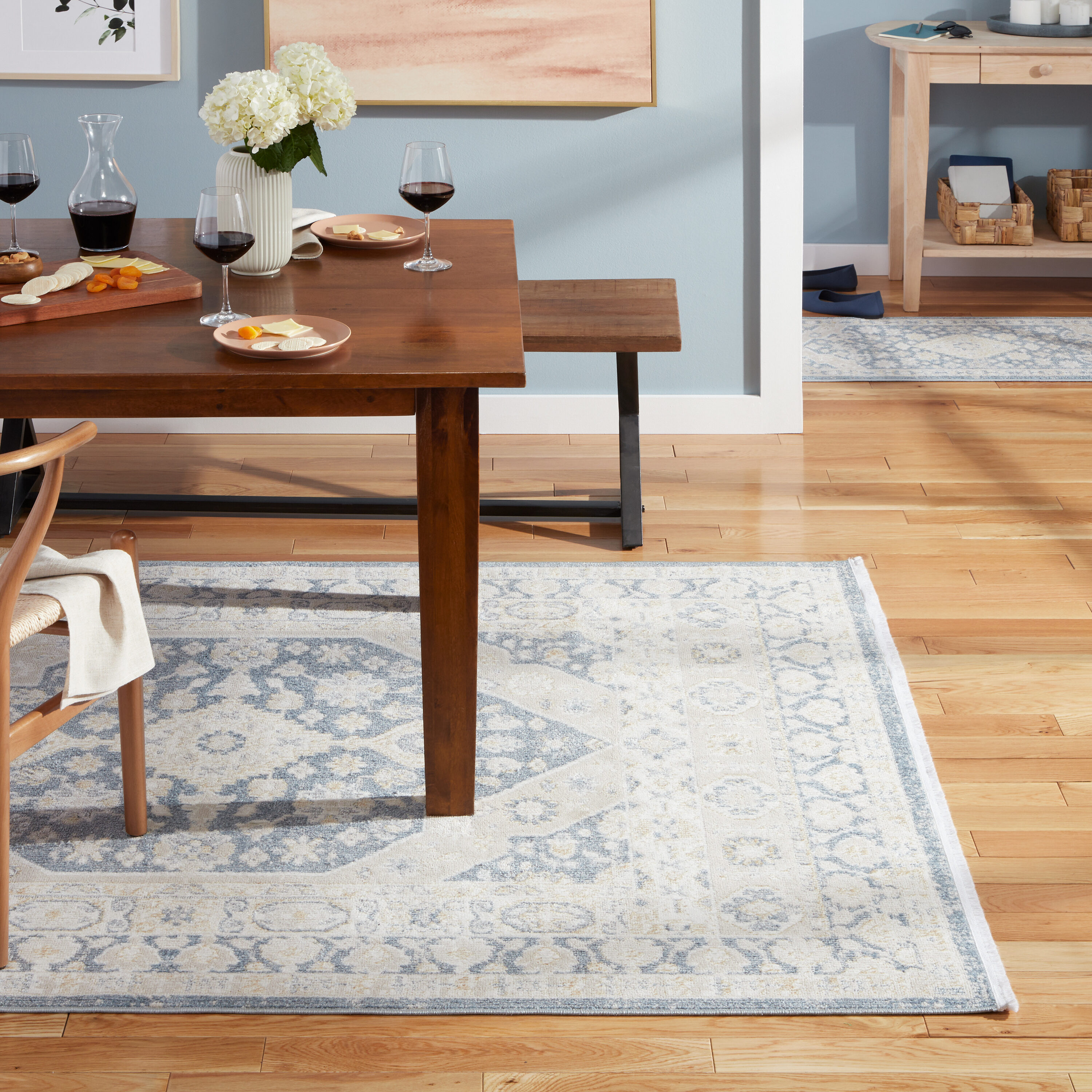 Town & Country Living 2A-17-309 Rein 6 x 9 (ft) Loomed Polyester Blue/Beige Rectangular Indoor Medallion Machine washable Area rug