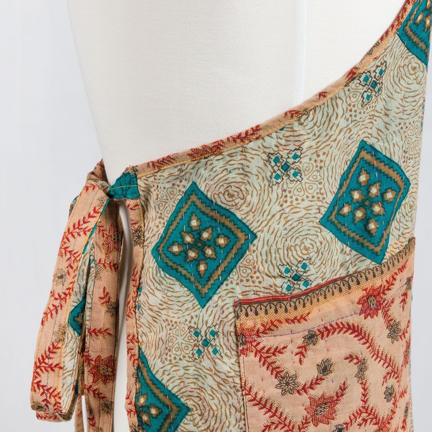 Ten Thousand Villages 6607900 Cooking-Apparel - View #2