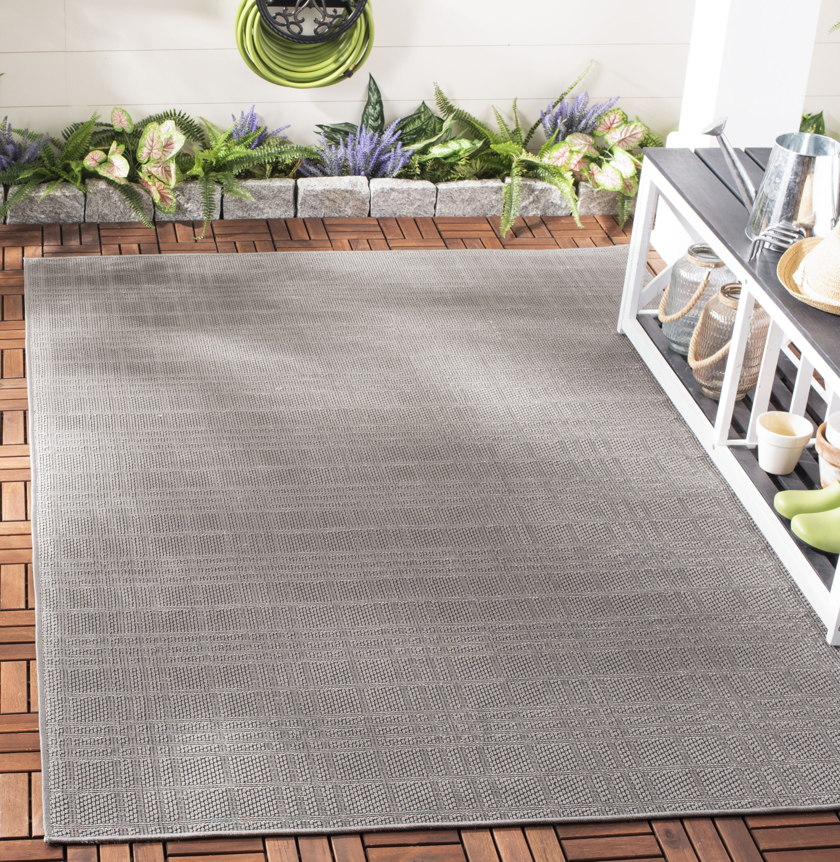 Safavieh BMU802F-24 Bermuda 2 x 4 (ft) Synthetic Gray Rectangular Indoor/Outdoor Stripe Machine washable Area rug