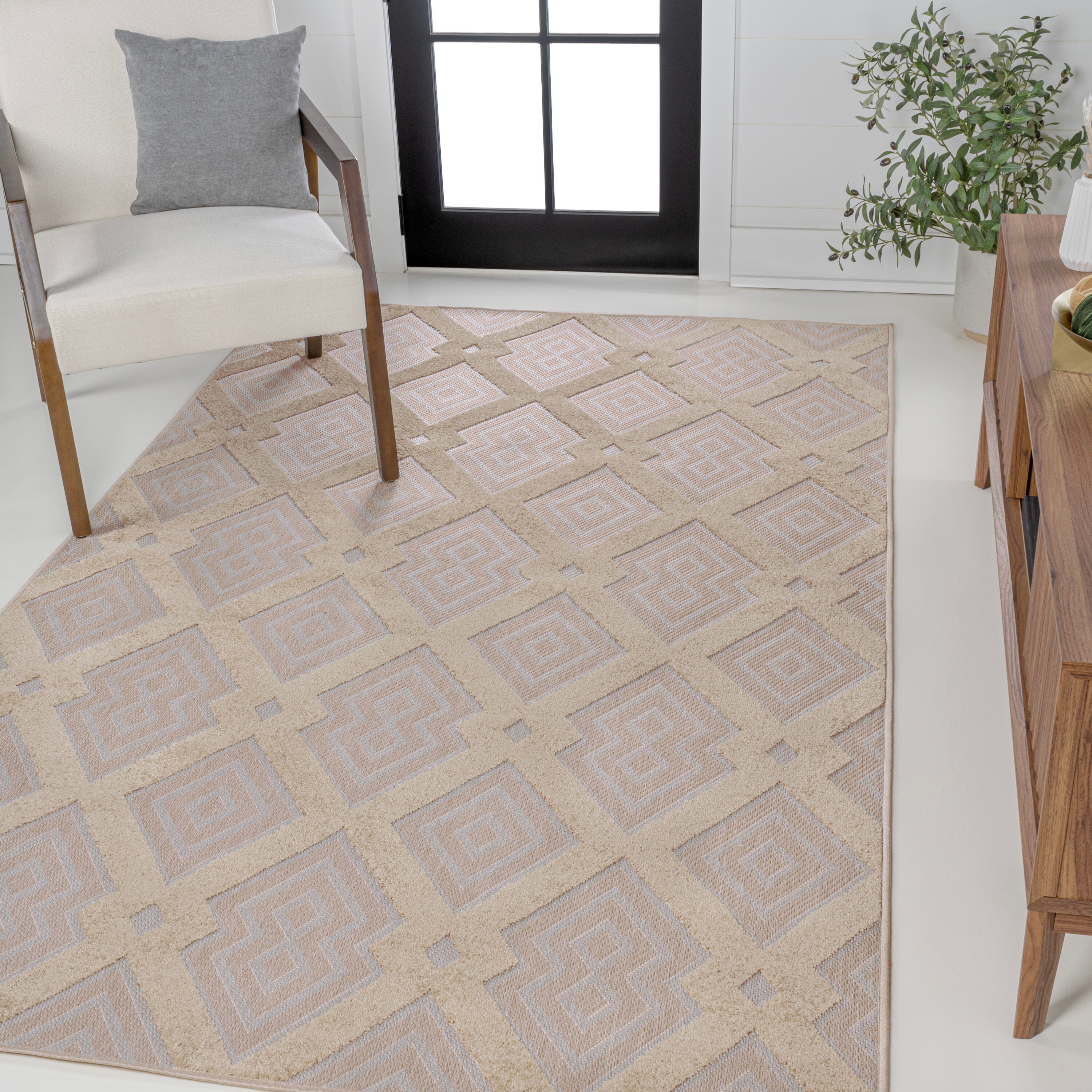 Gray Geometric Synthetic Reversible 5x8 Area Rug