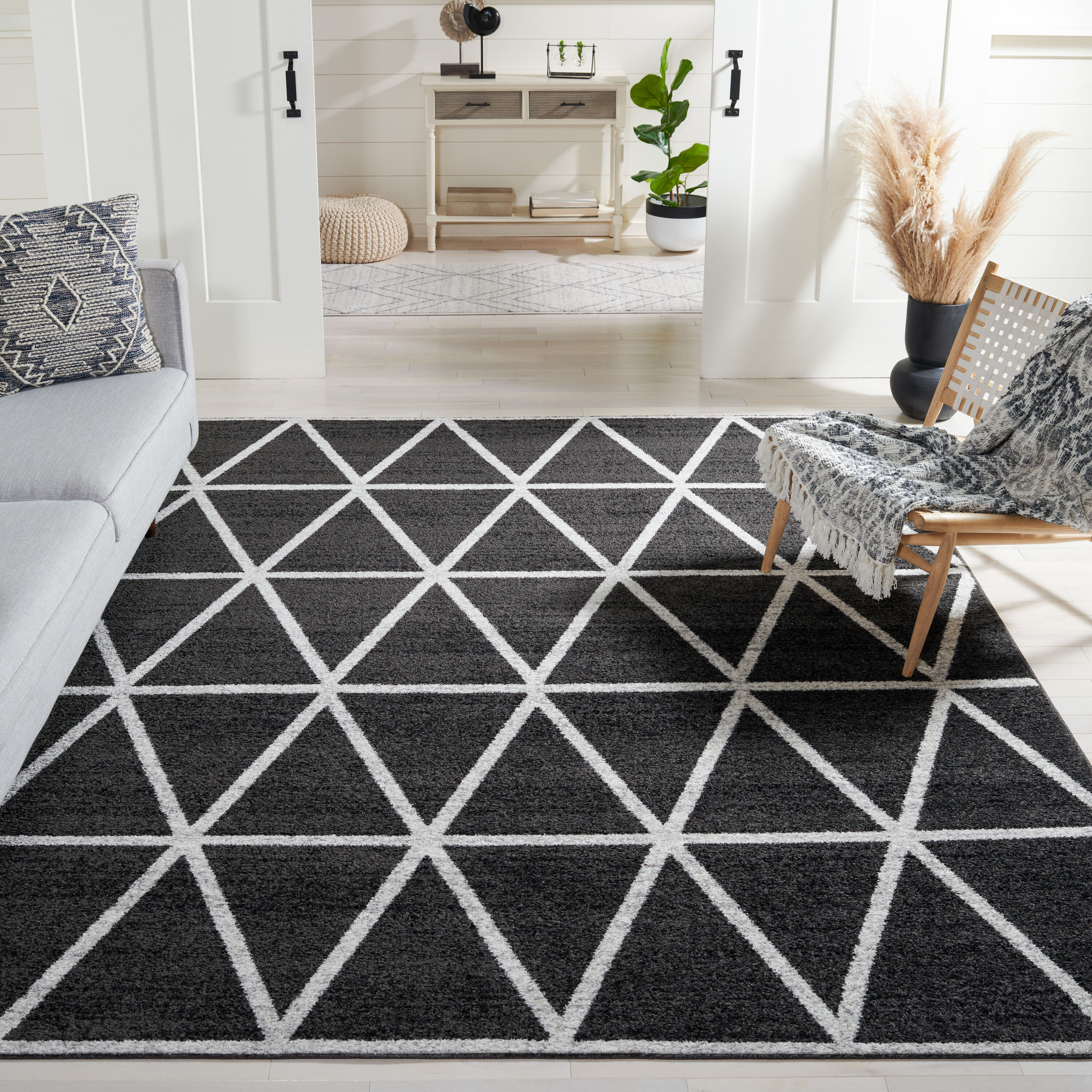 Safavieh Adirondack 262G Black Ivory 8ft x 10ft in the Rugs
