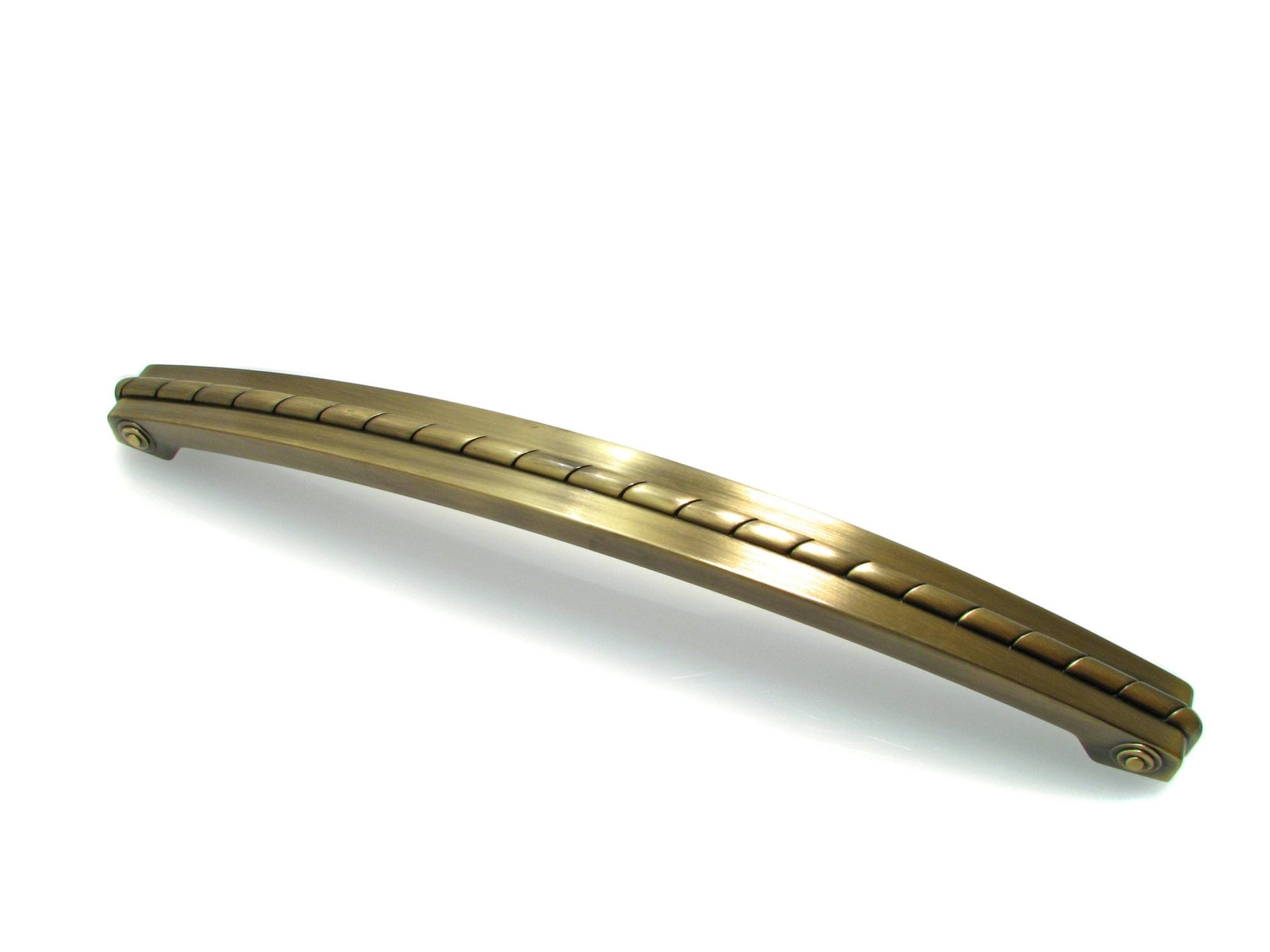 Richelieu BP82262AE Huntingdon 12-in , 305mm Center to Center Antique English Arch Handle For Use on Appliances Drawer Pulls