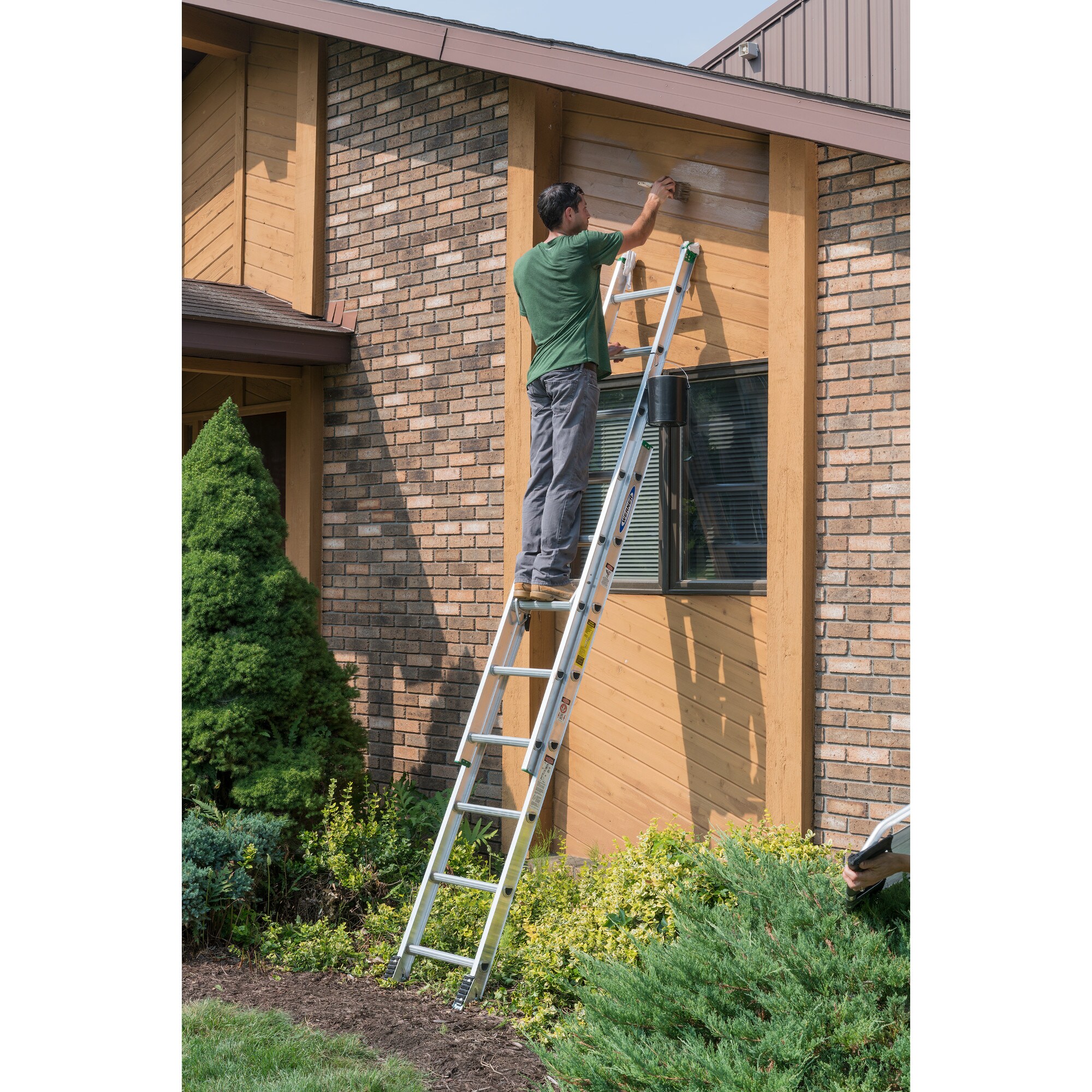 Werner D1240-2 Extension-Ladders - View #6