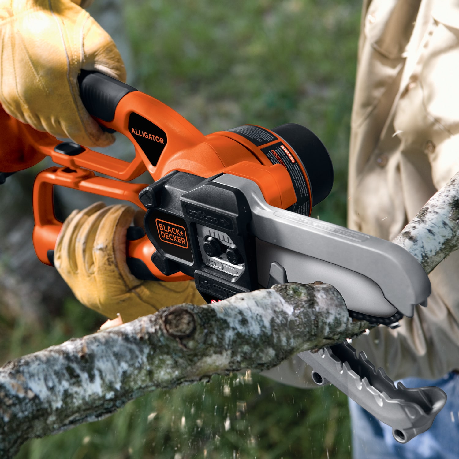 BLACK+DECKER Alligator 20-volt Max 6-in Battery Chainsaw (Battery and  Charger Not Included)