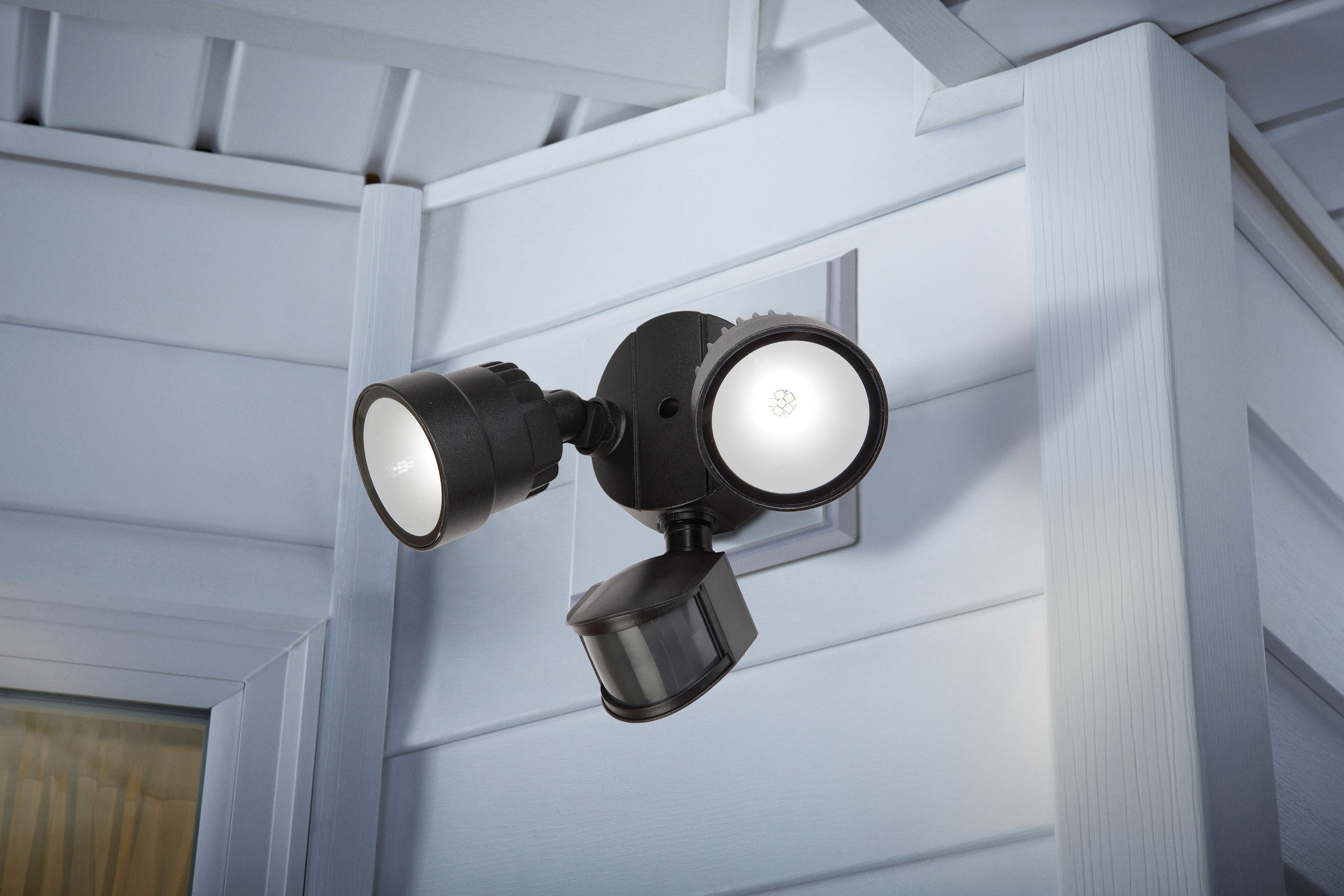 Utilitech Pro 6221B-PIR23  - View #3