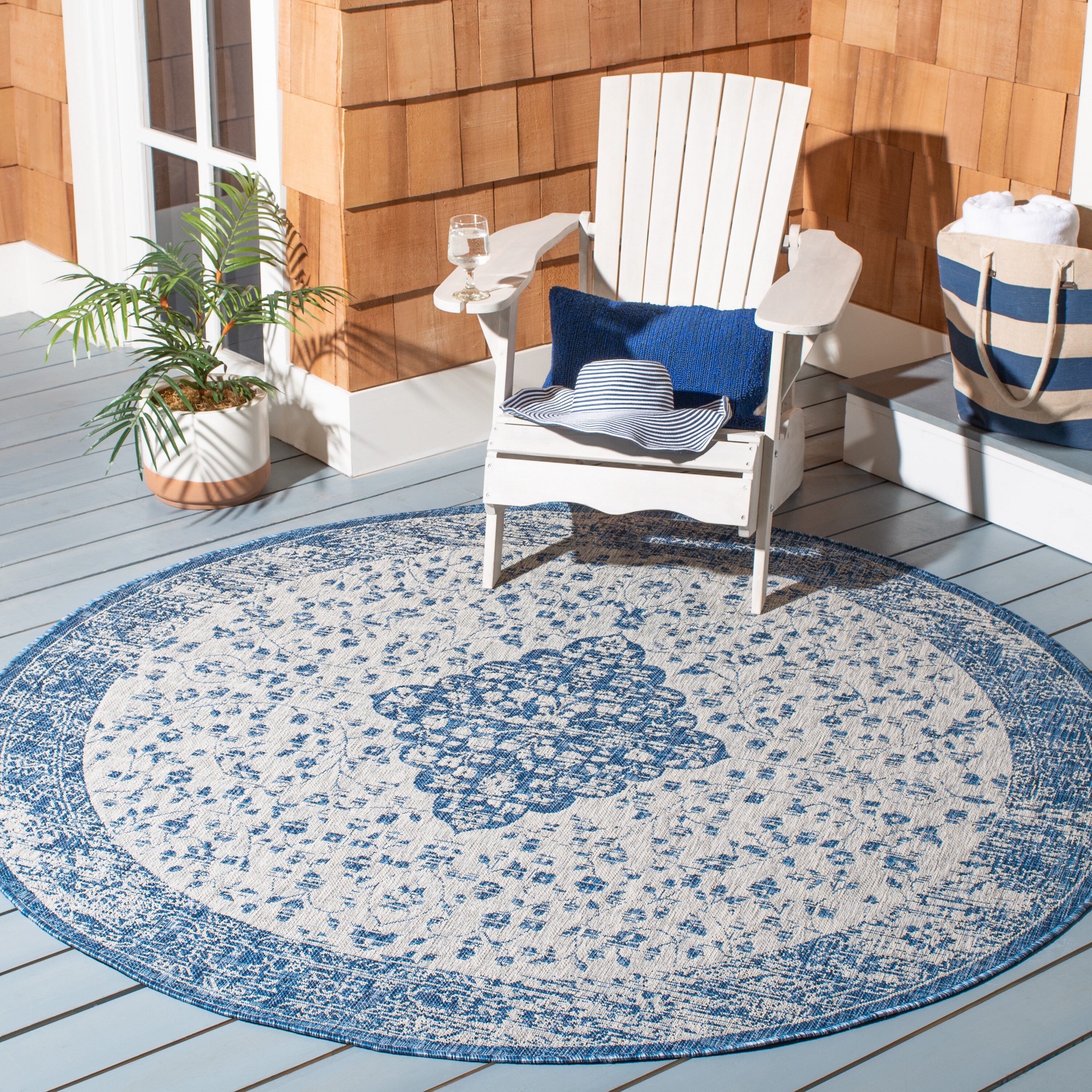 Safavieh CY8720-36812-7R Courtyard Tomo 7 x 7 (ft) Loomed Polypropylene Blue/Gray Round Indoor/Outdoor Distressed/Overdyed Coastal Area rug