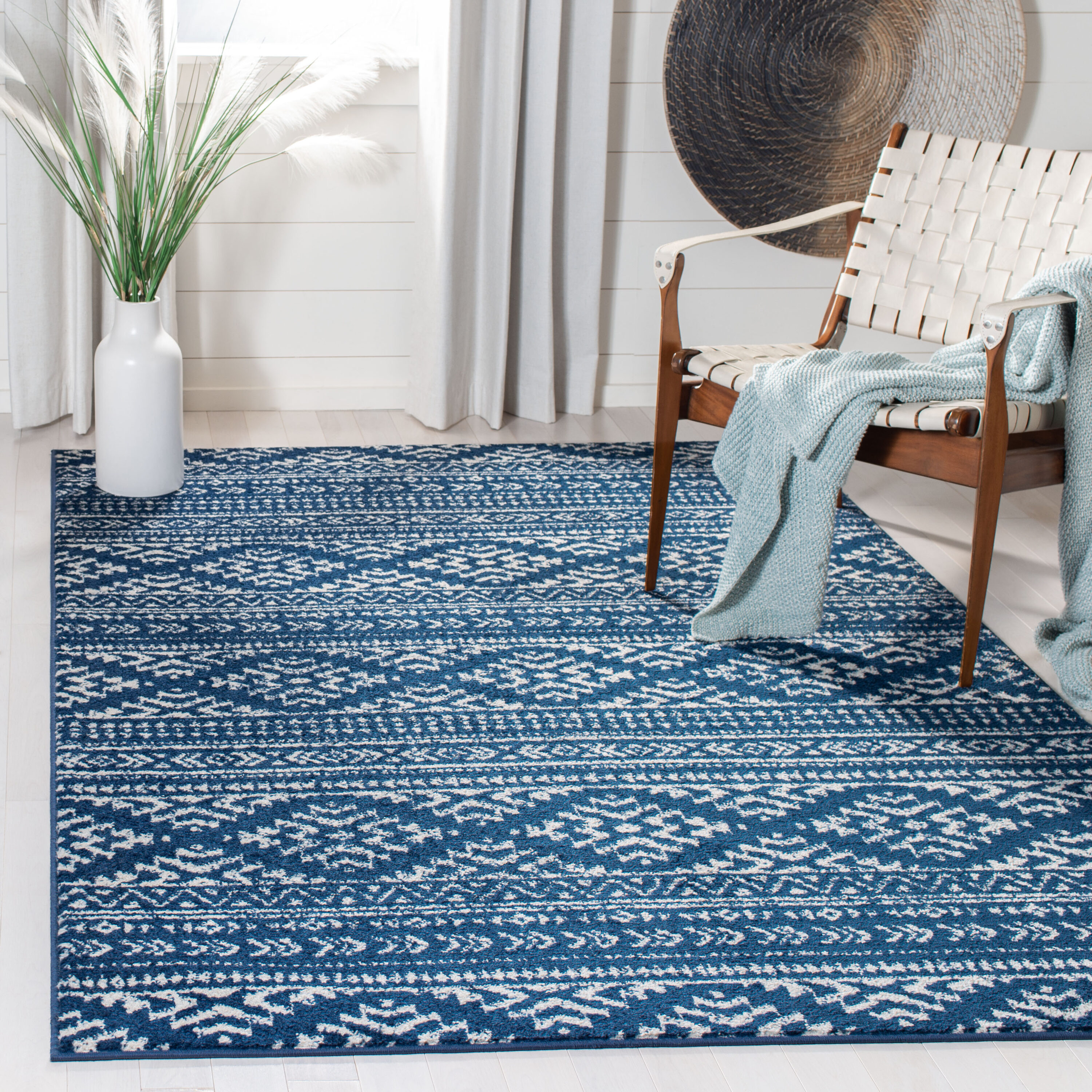 Safavieh TUL272N-11SQ Tulum Cibola 11 x 11 (ft) Loomed Polypropylene Navy/Ivory Square Indoor Abstract Global Area rug