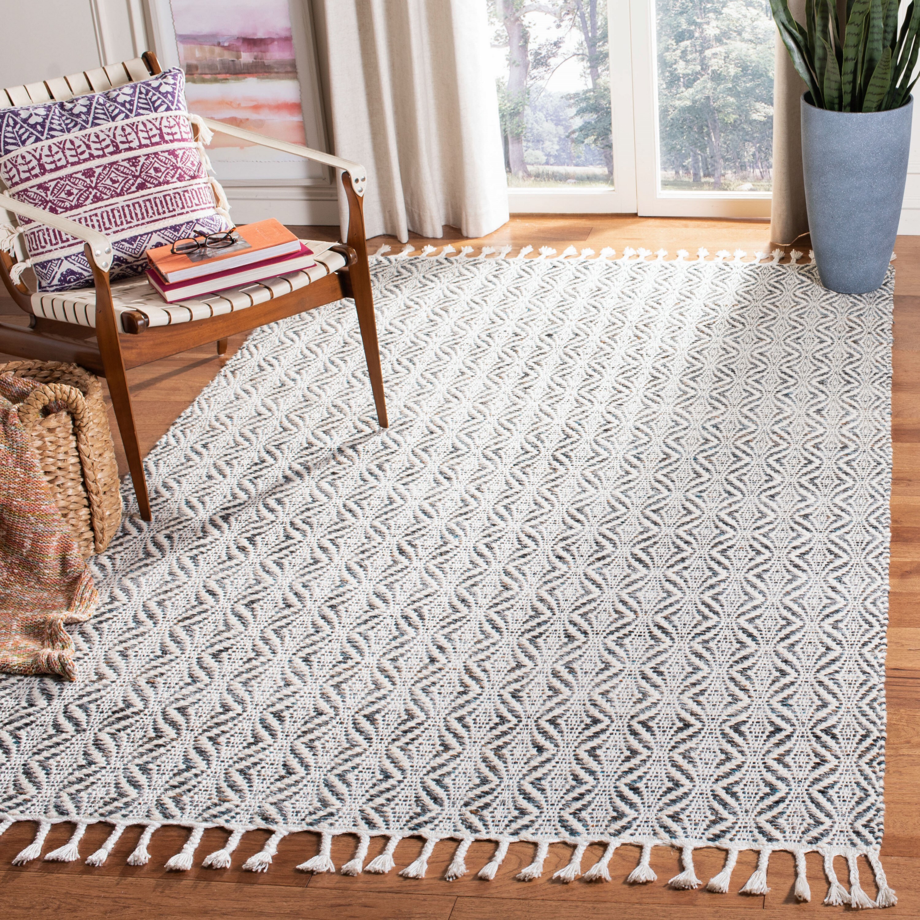 Safavieh NAT153H-3 Natura Royale 3 x 5 (ft) Loomed Synthetic Ivory/Charcoal Rectangular Indoor Abstract Coastal Throw rug