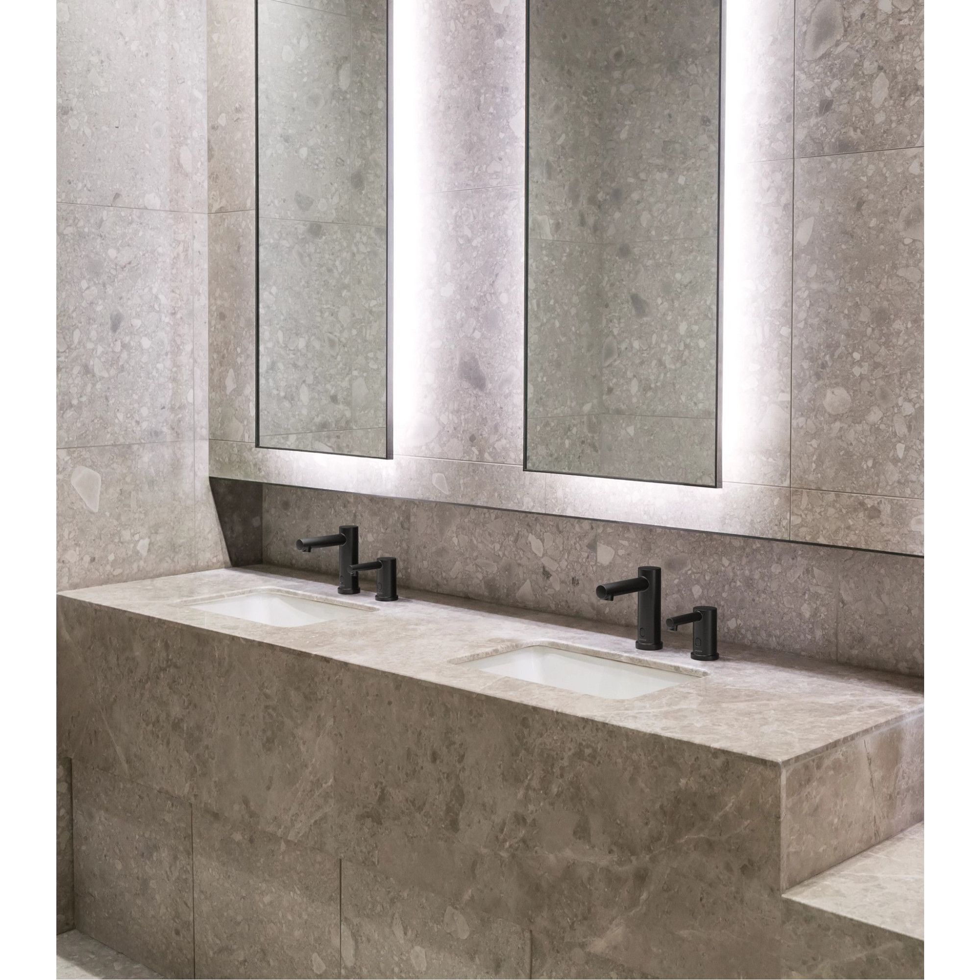 Moen 8559BL Lavatory-Faucets - View #4