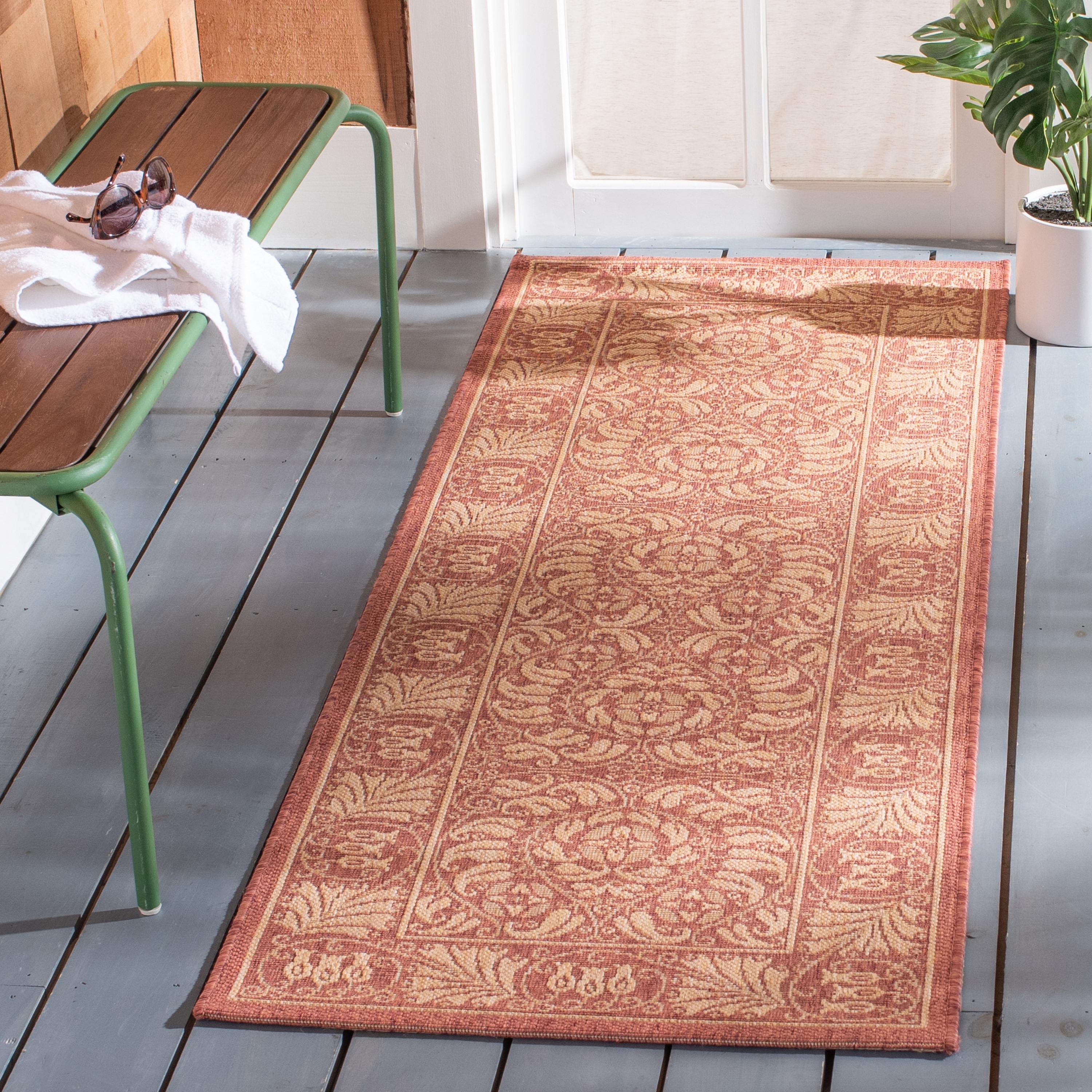 Safavieh CY5146A-27 Courtyard Arashi 2 x 7 (ft) Loomed Polypropylene Rust/Sand Rectangular Indoor/Outdoor Floral/Botanical Runner rug