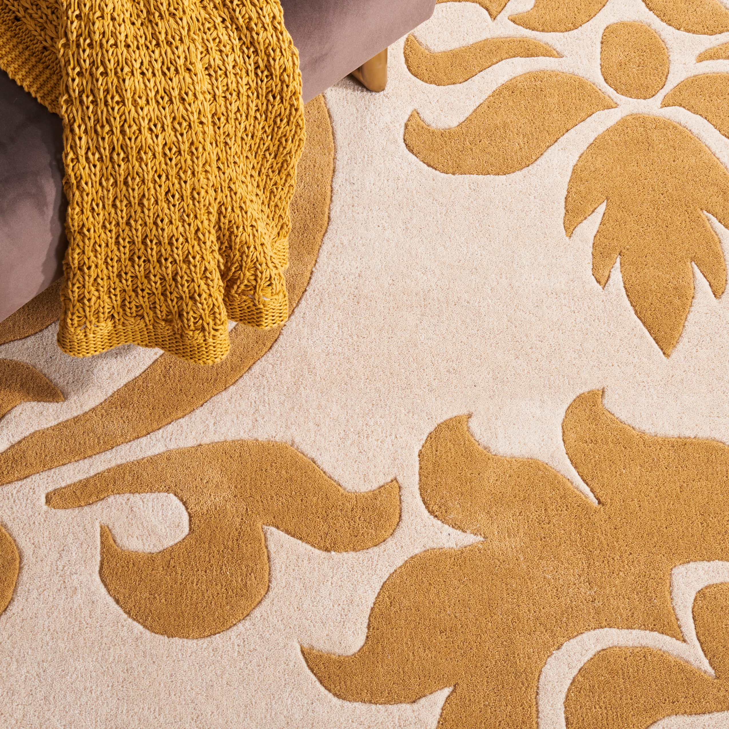 Cornucopia Floral Wool 9' x 12' Handmade Tufted Area Rug