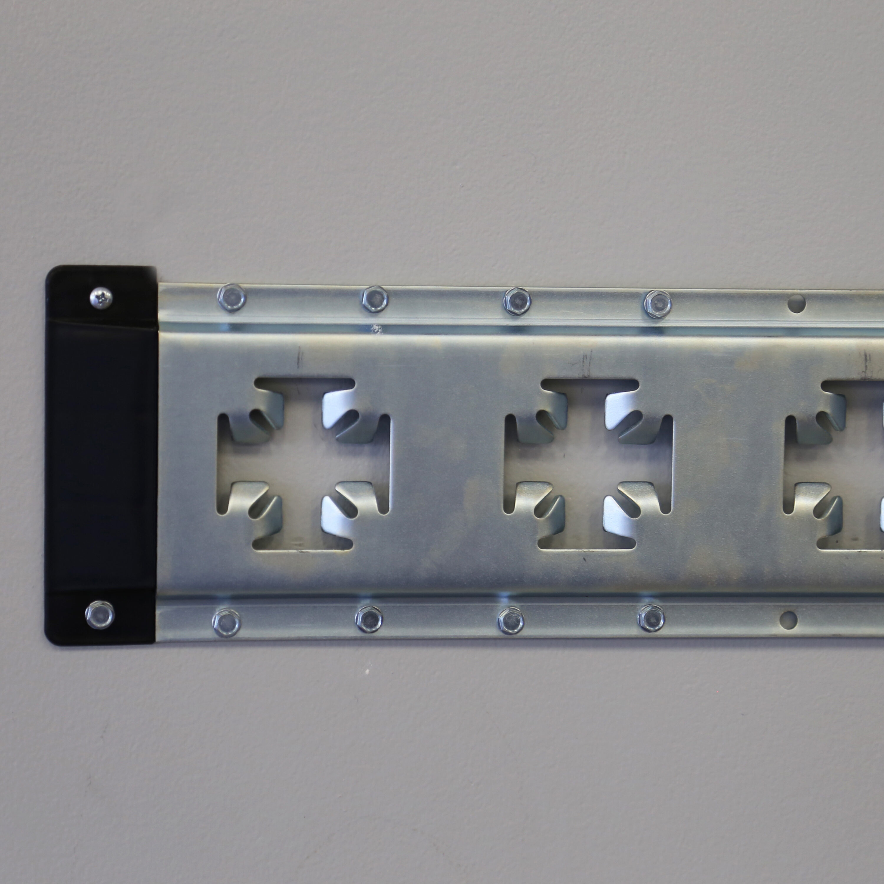CargoSmart 1745 Garage-Storage-Rail-Sys-Acc - View #5