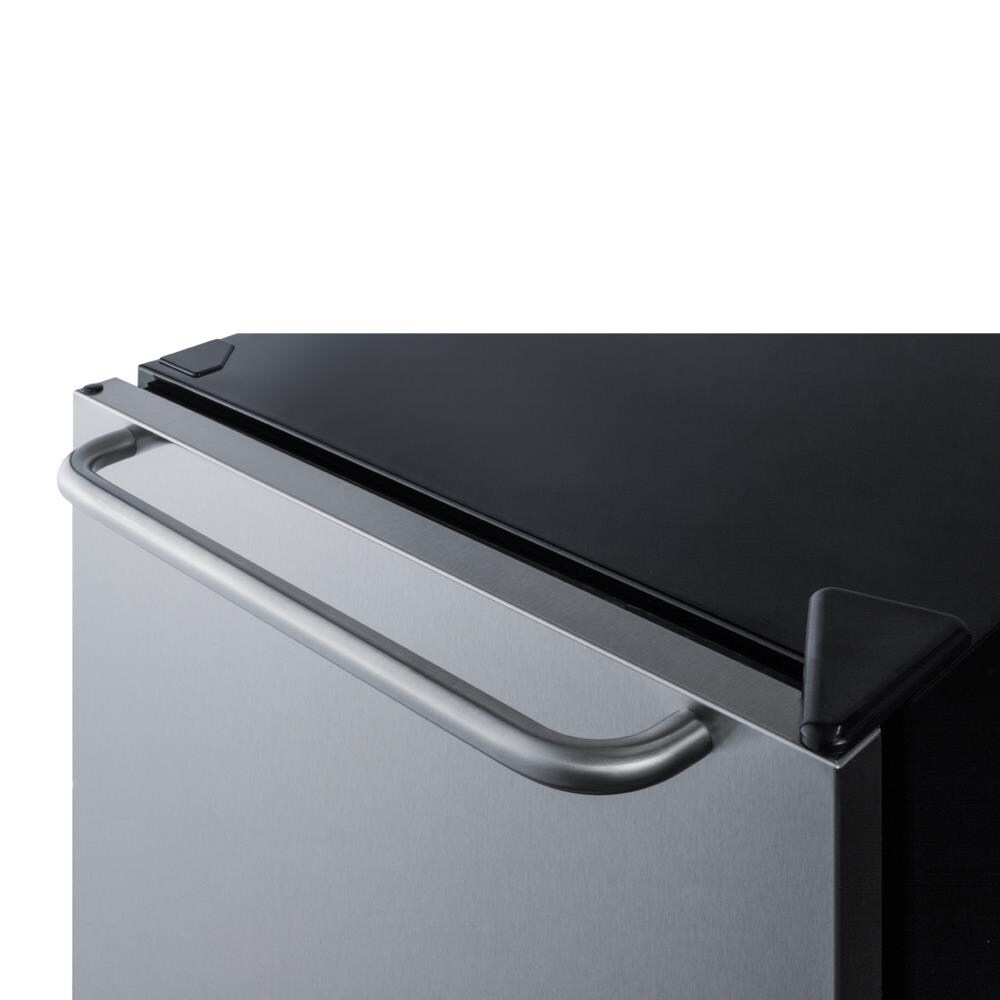 Summit Appliance 5.1-cu ft Built-In/Freestanding Mini Fridge Freezer  Compartment (Stainless Steel Door and Black Cabinet) at