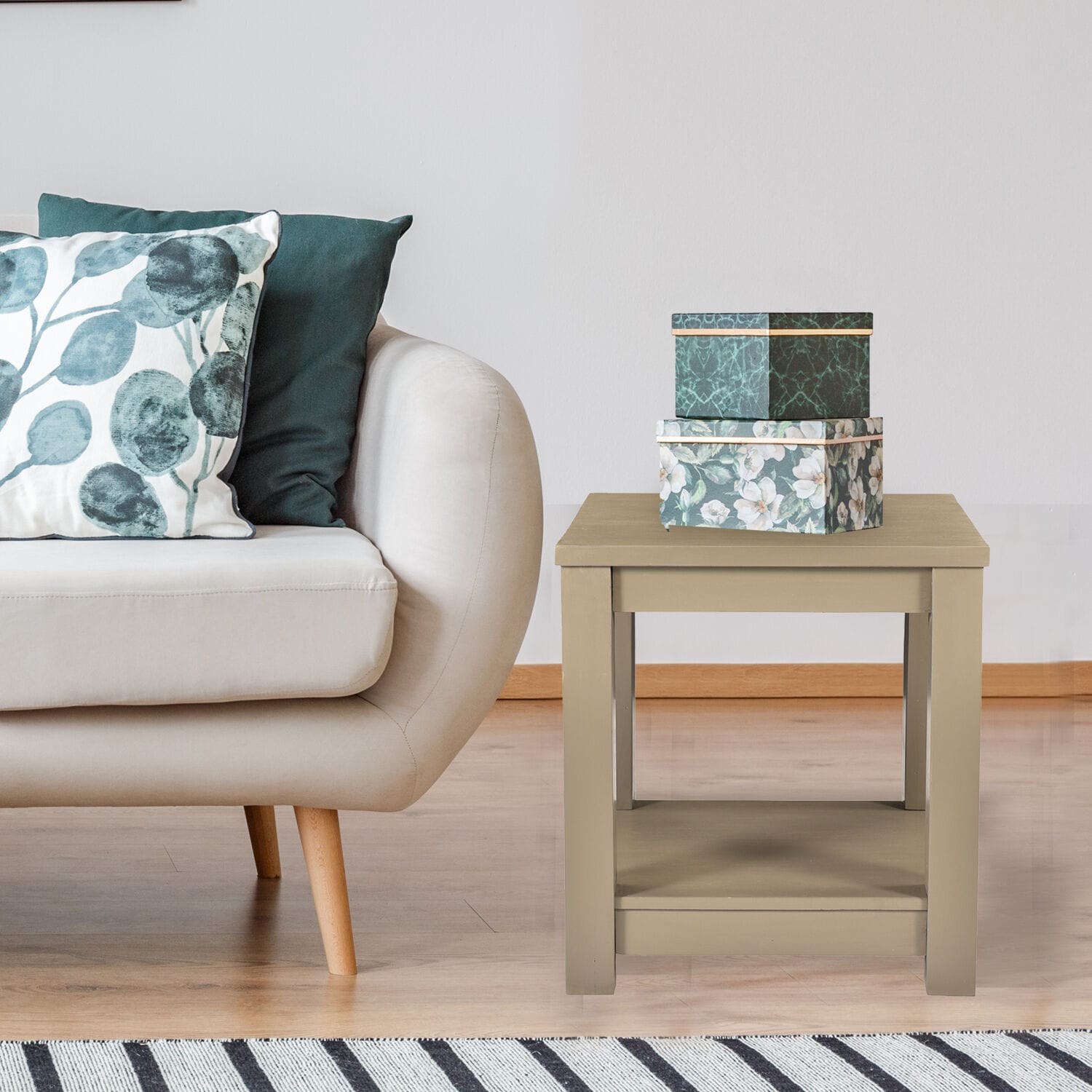 Hanover HLR001-GRY End-Tables - View #2