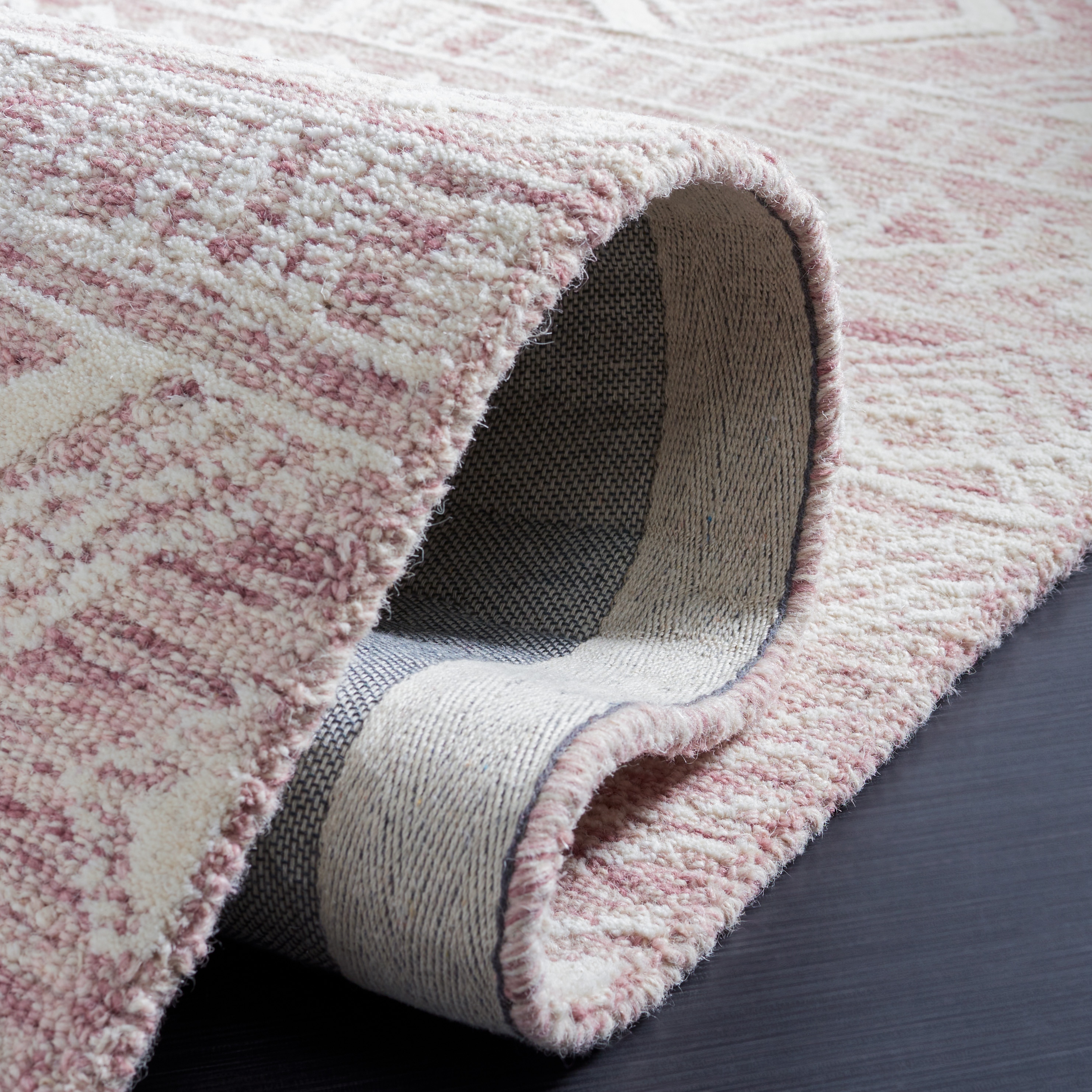 Safavieh MET906U-5 rugs - View #6