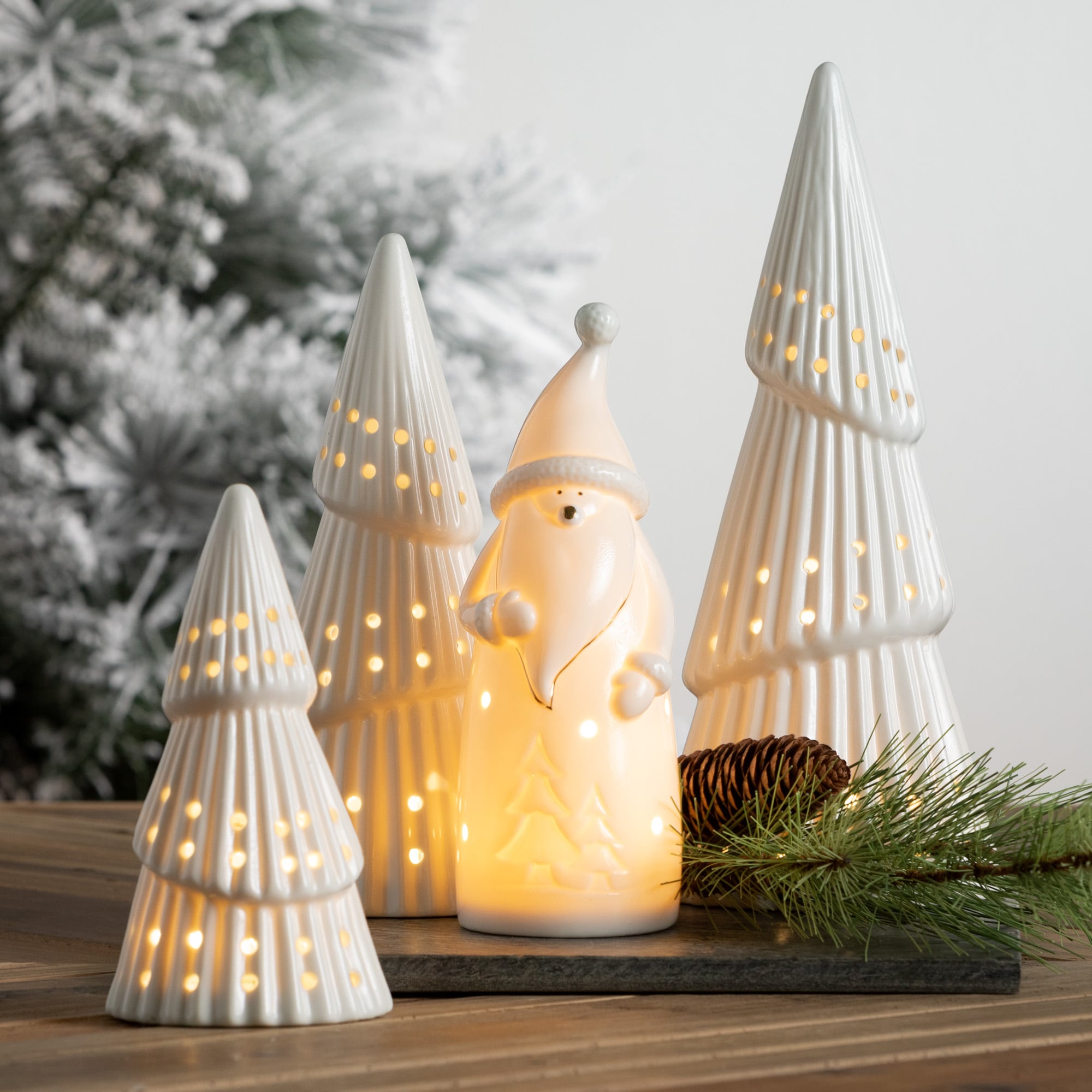 Sullivans 9-in Lighted Decoration Gnome (2-Pack) Battery-operated Christmas  Decor in the Christmas Decor department at