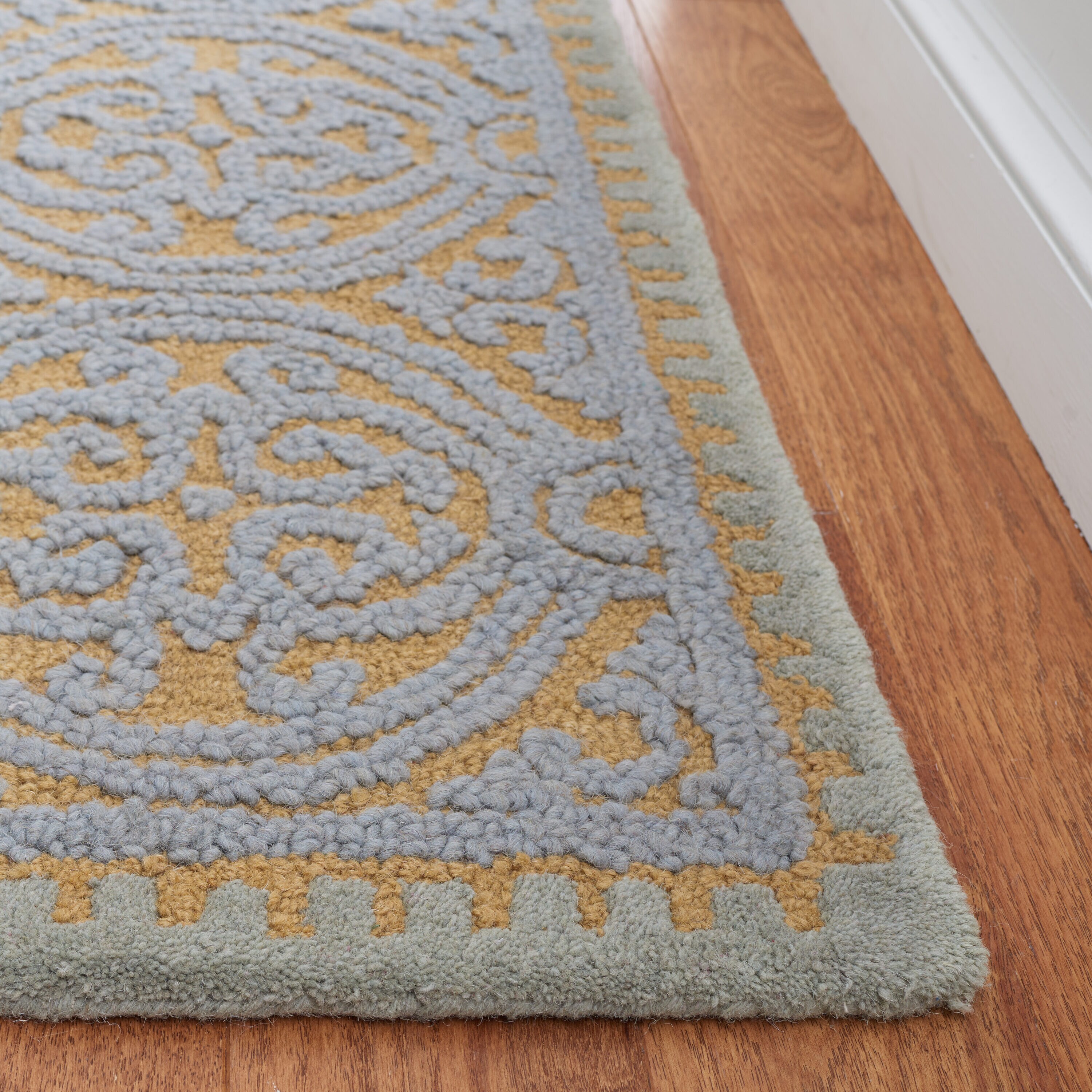 Safavieh CAM234A-6 rugs - View #2