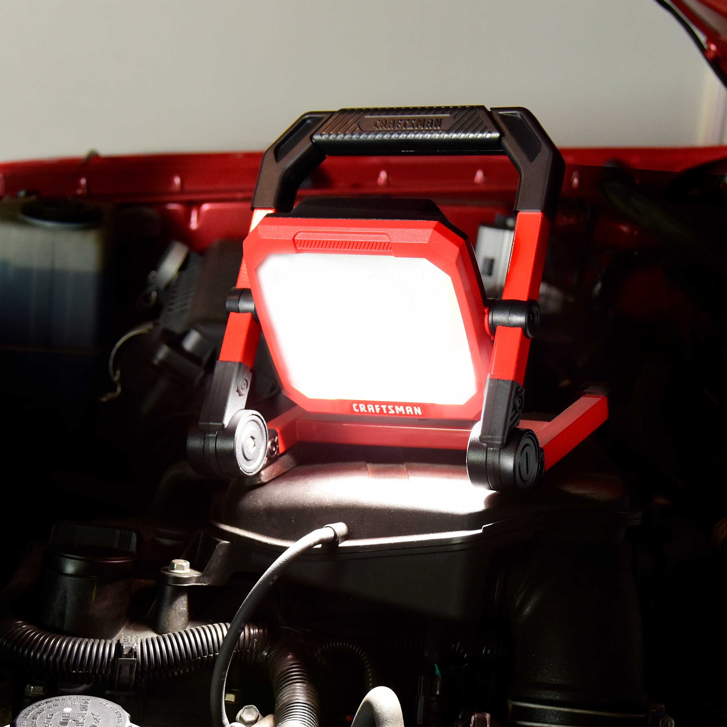 CRAFTSMAN 2000-Lumen LED Red Plug-in Portable Work Light in the Work Lights  department at