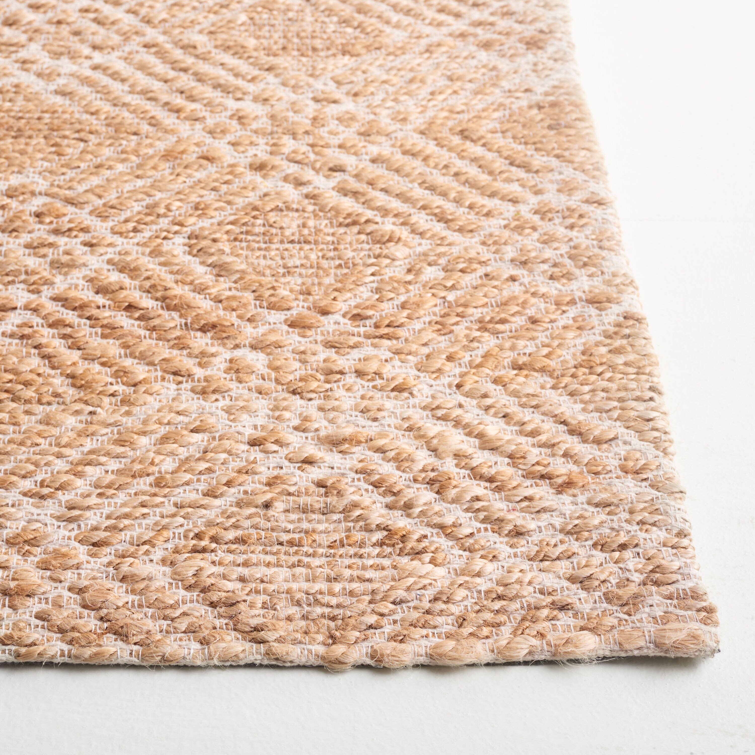 Safavieh NFB658A-28 rugs - View #3