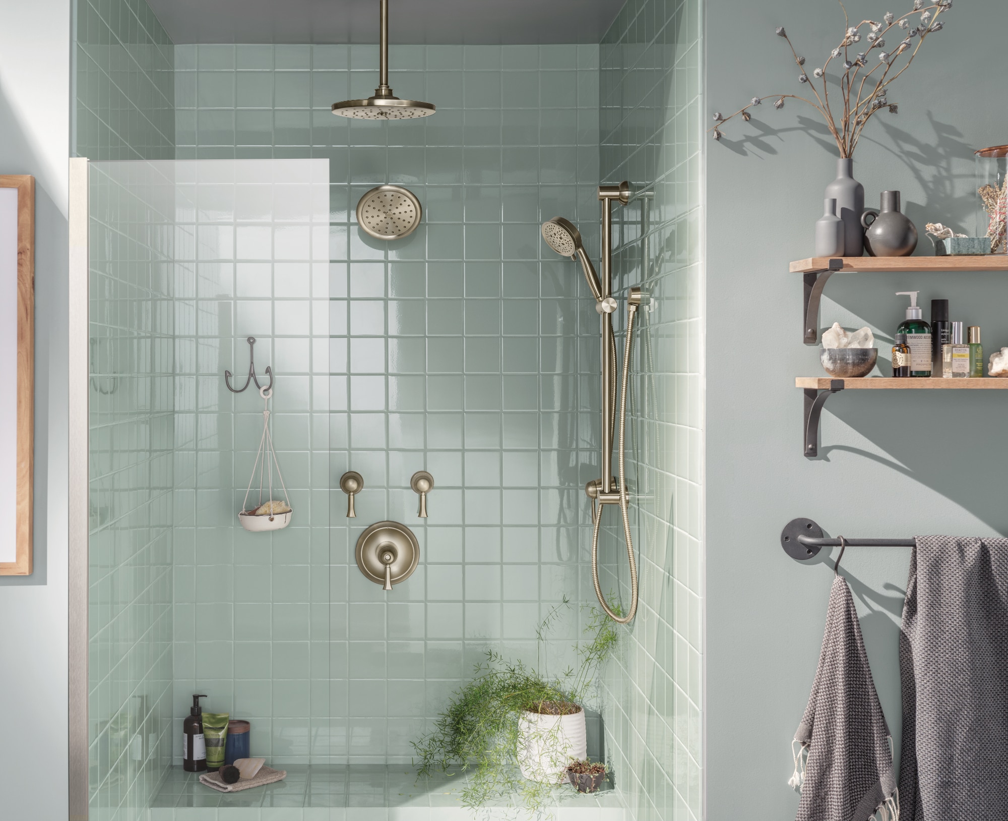 Moen S6310BN Fixed-Showerhead - View #3