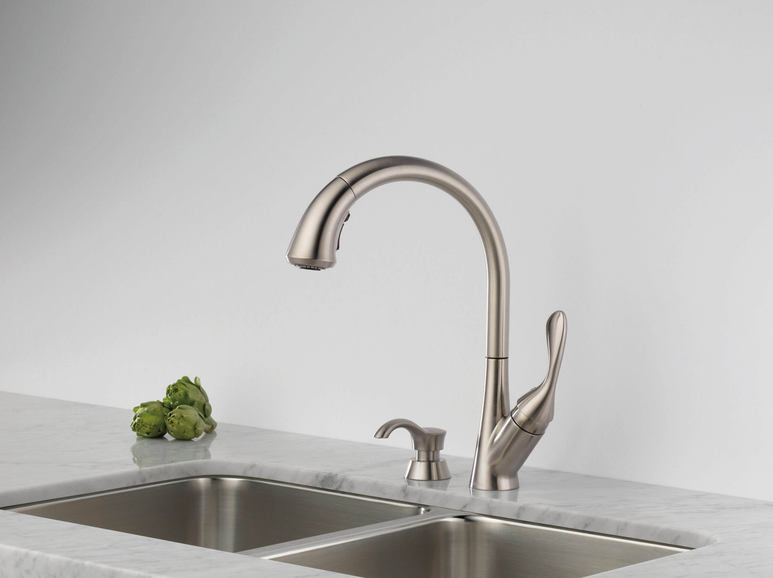 Delta 19922-SSSD-DST Kitchen-Faucets - View #2