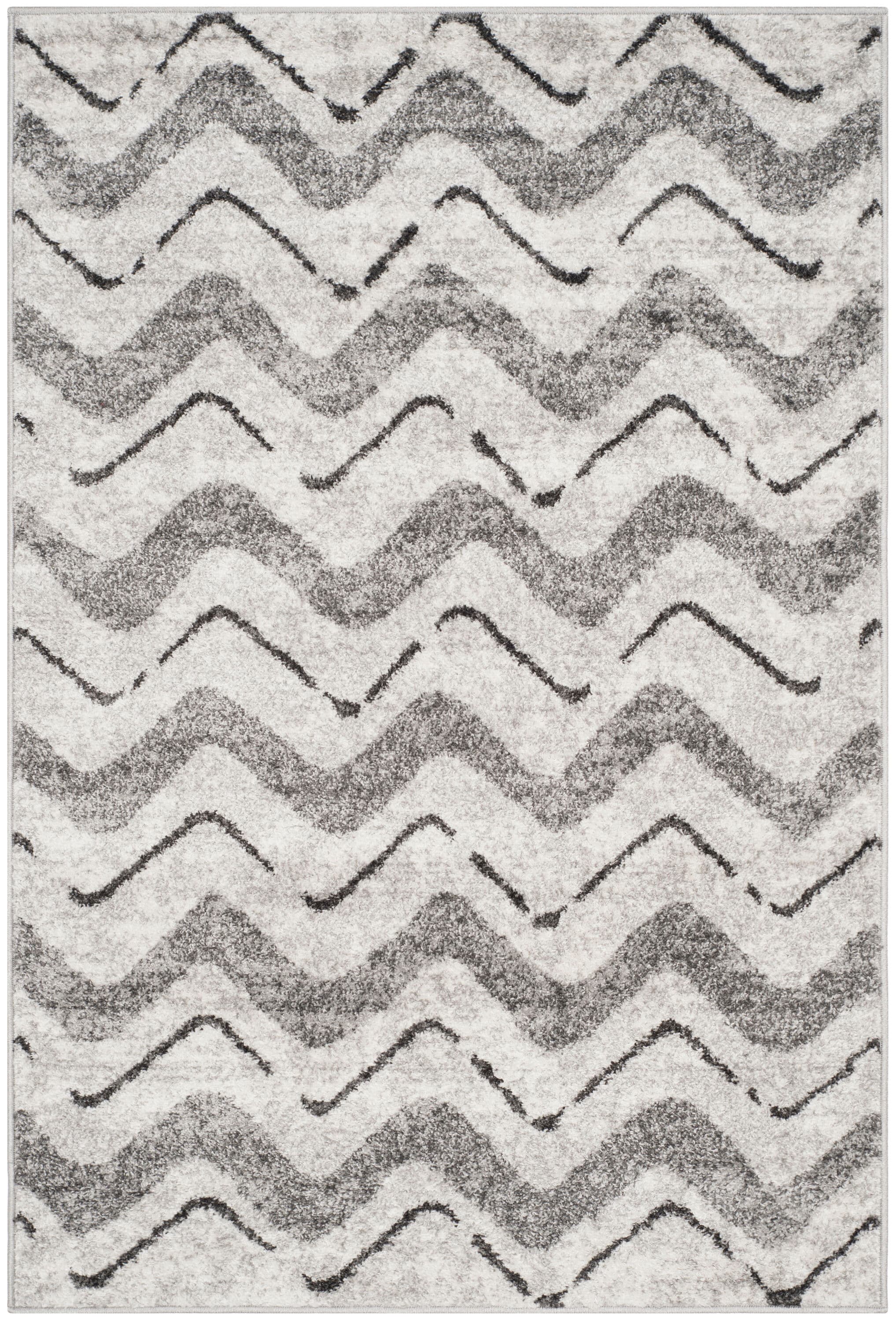Reversible Hand-Knotted Chic Gray Synthetic Rug 4' x 6'