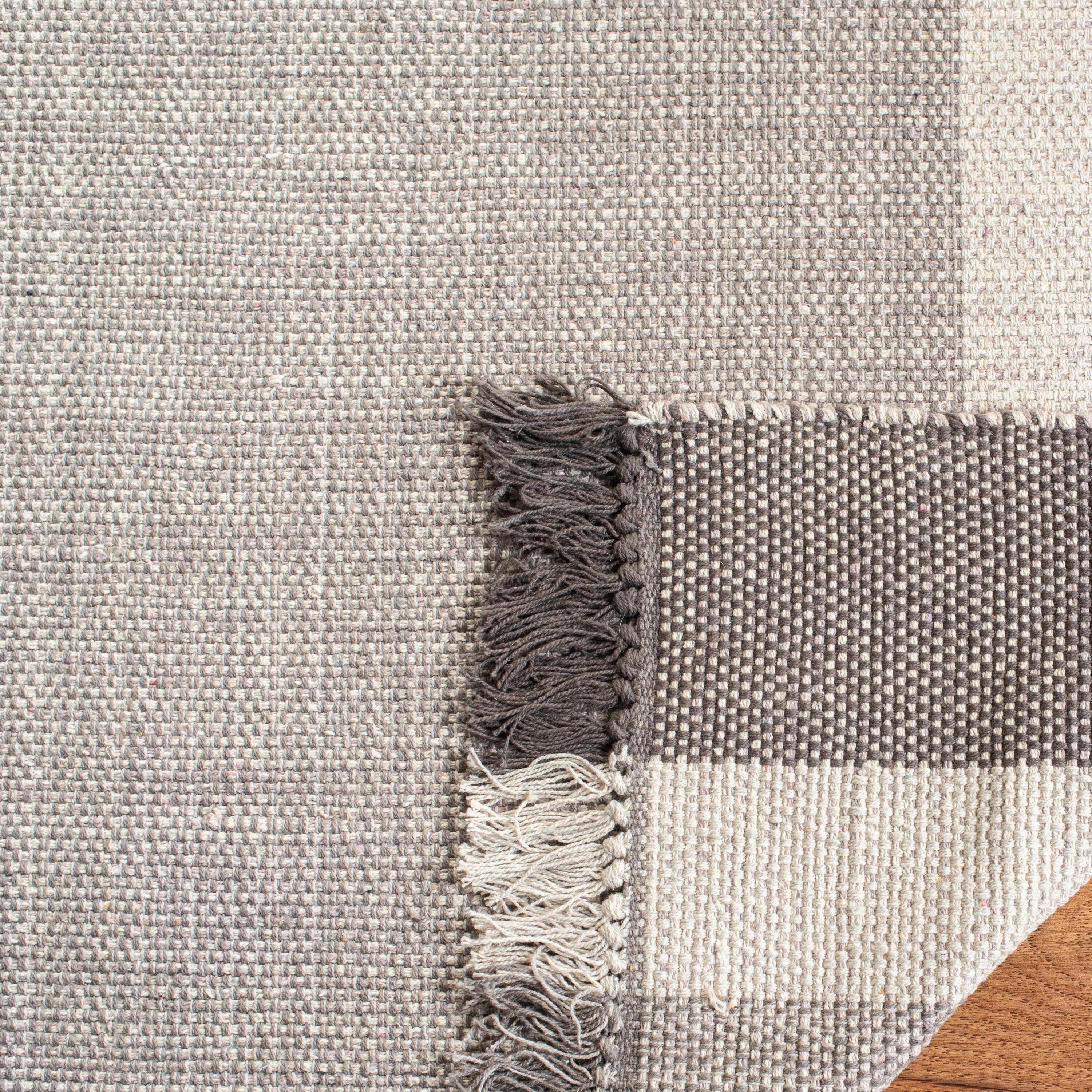 Safavieh MTK301A-27 rugs - View #4