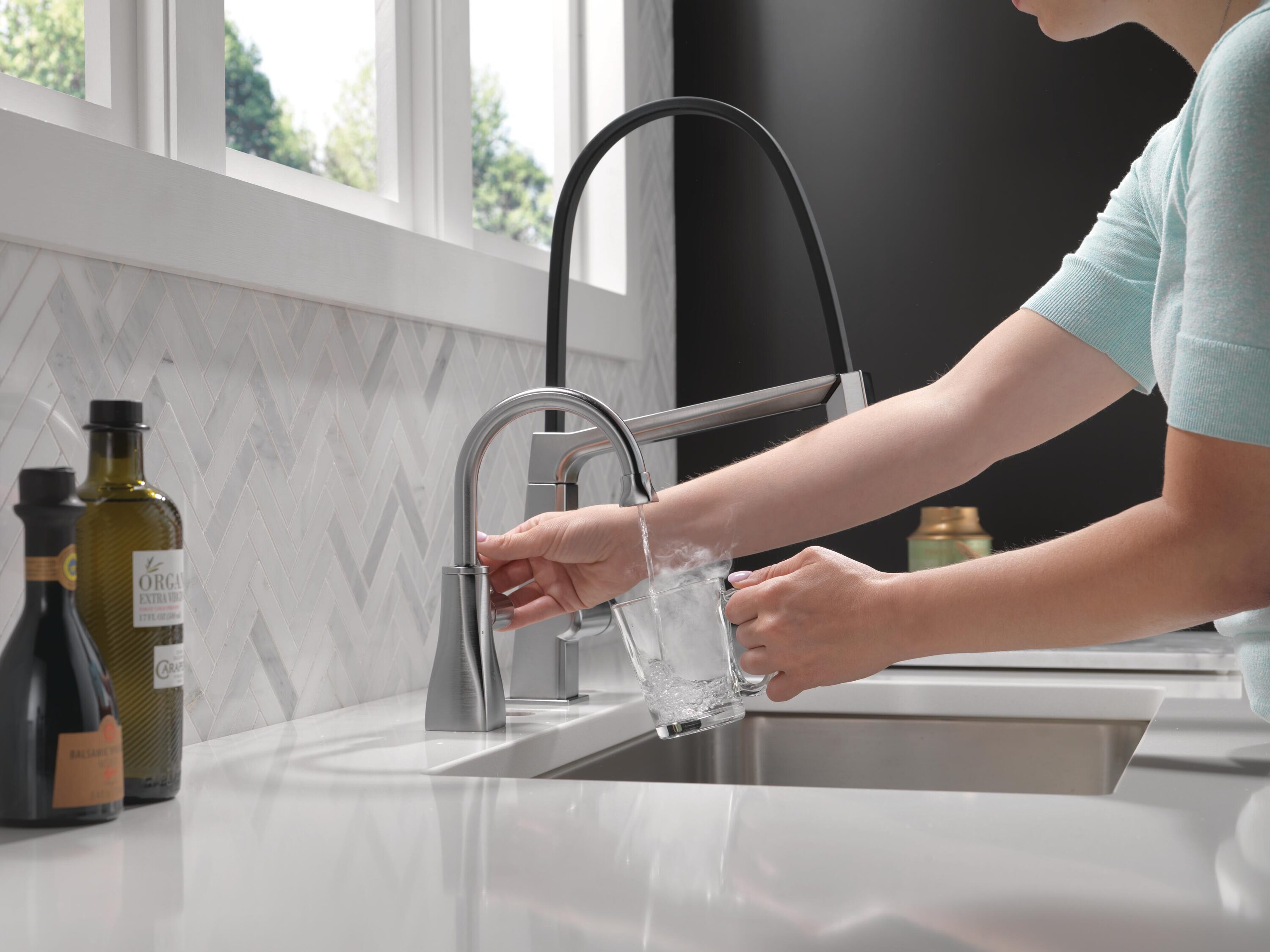 Delta 1940LF-H-AR Hot-Water-Dispensers - View #5